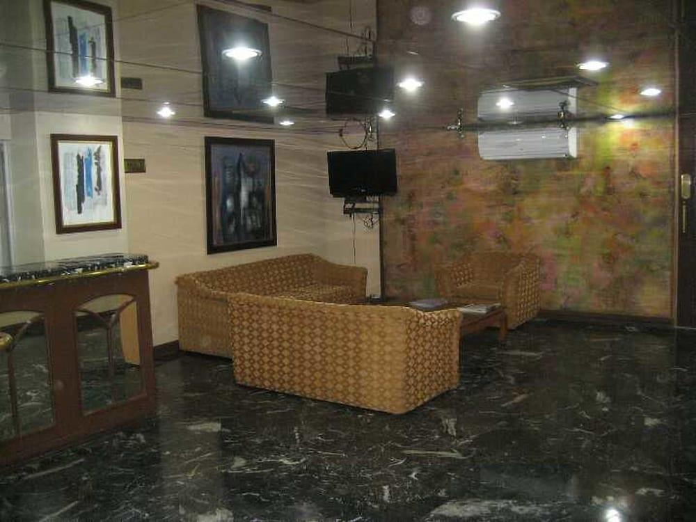 Vista Lobby Hotel La Torre