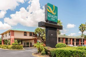 Alojamiento - Quality Inn & Suites Orlando Airport