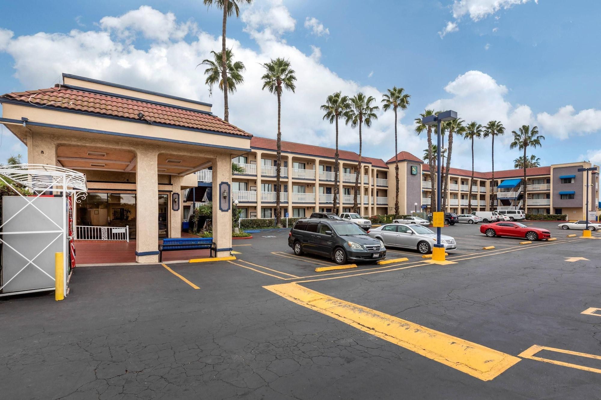 Vista Exterior Quality Inn - Torrance Lomita