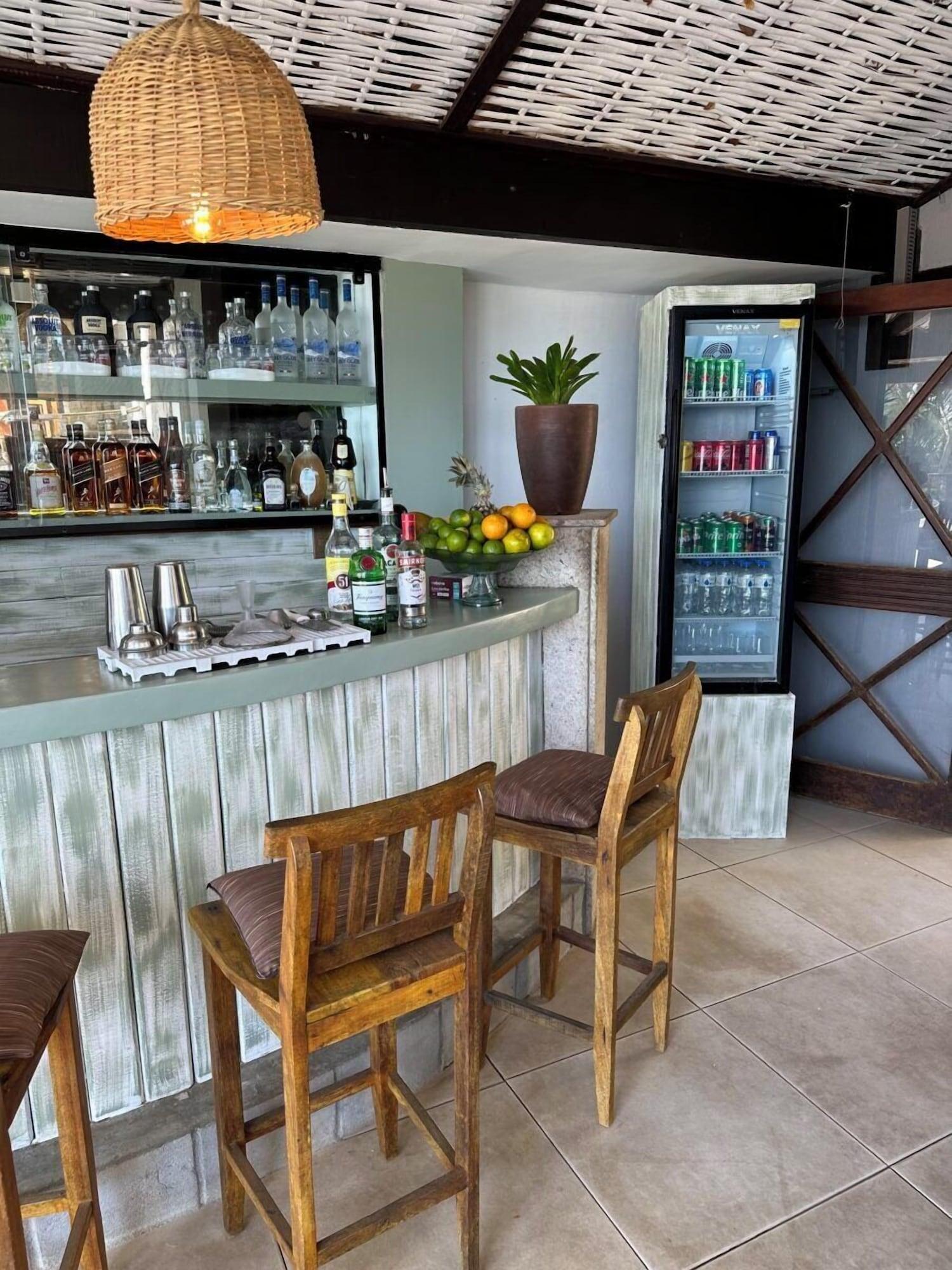 Bar/Salón Ilha Branca Exclusive Hotel