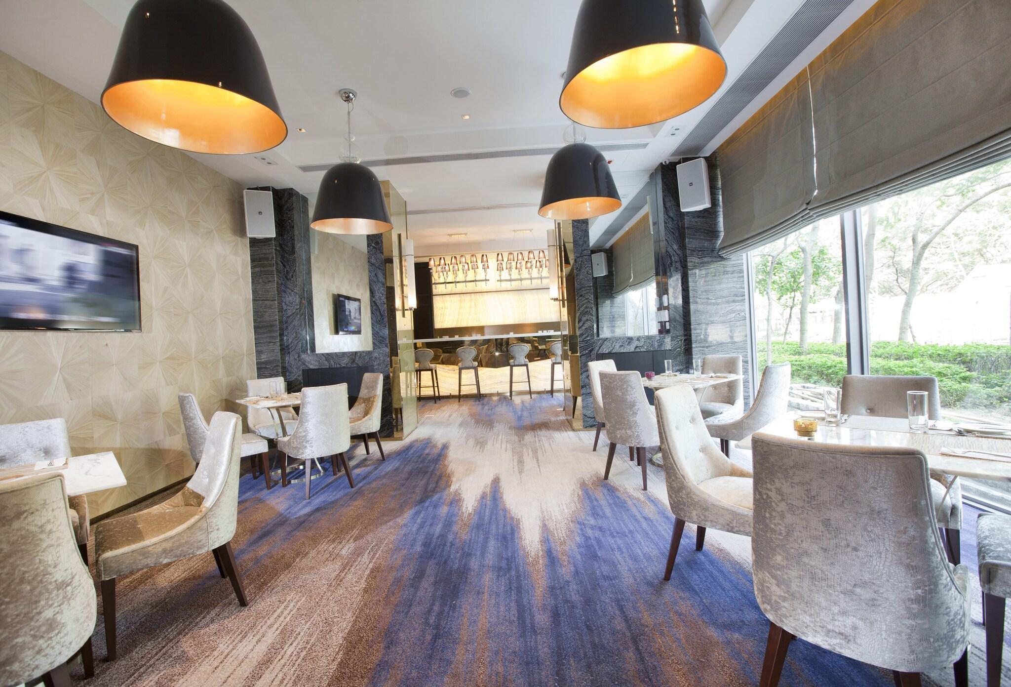 Bar/Salón Dorsett Tsuen Wan, Hong Kong