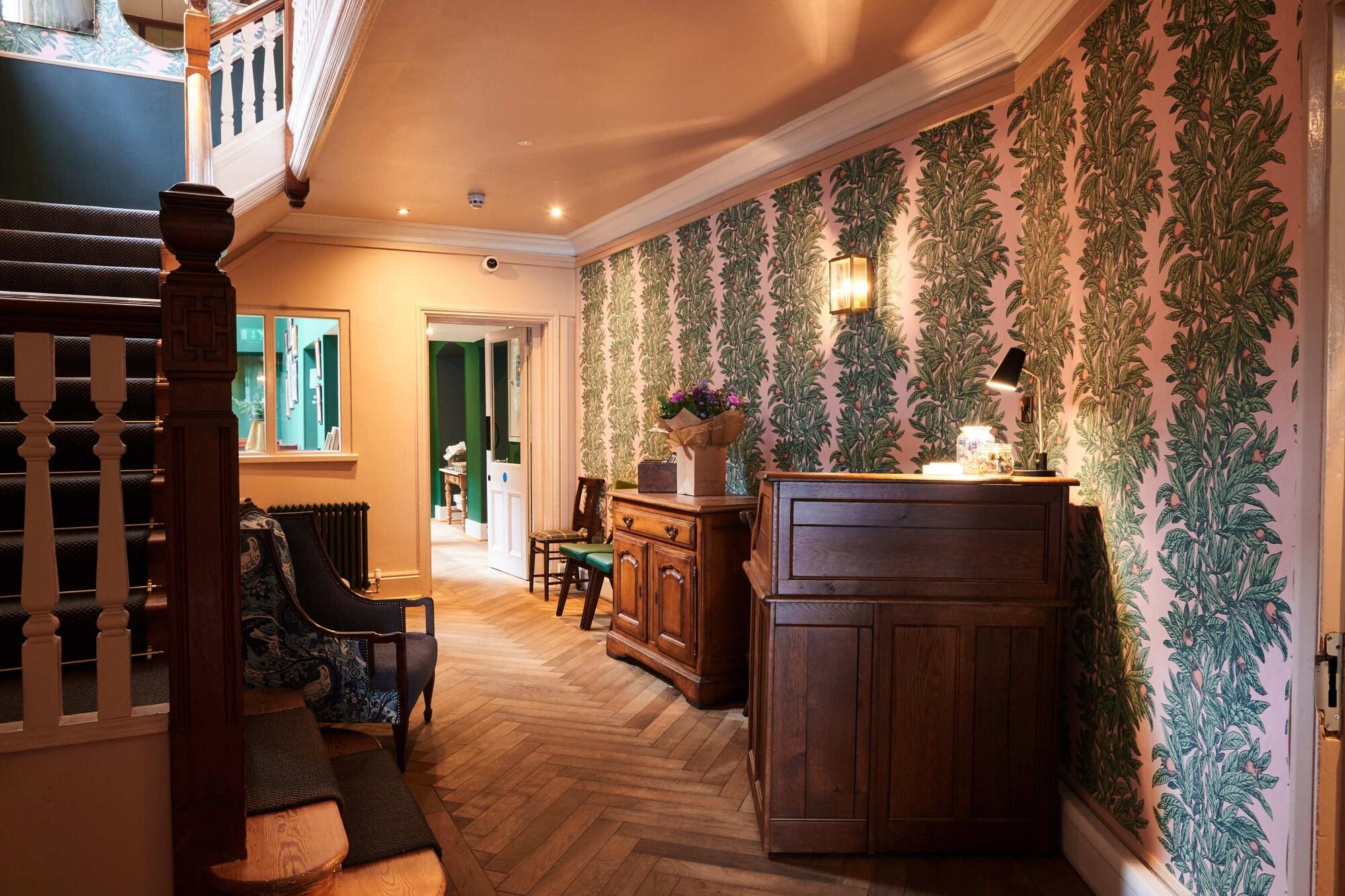 Vista Lobby Kings Arms Hotel