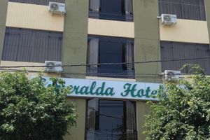 Alojamiento - Hotel Esmeralda