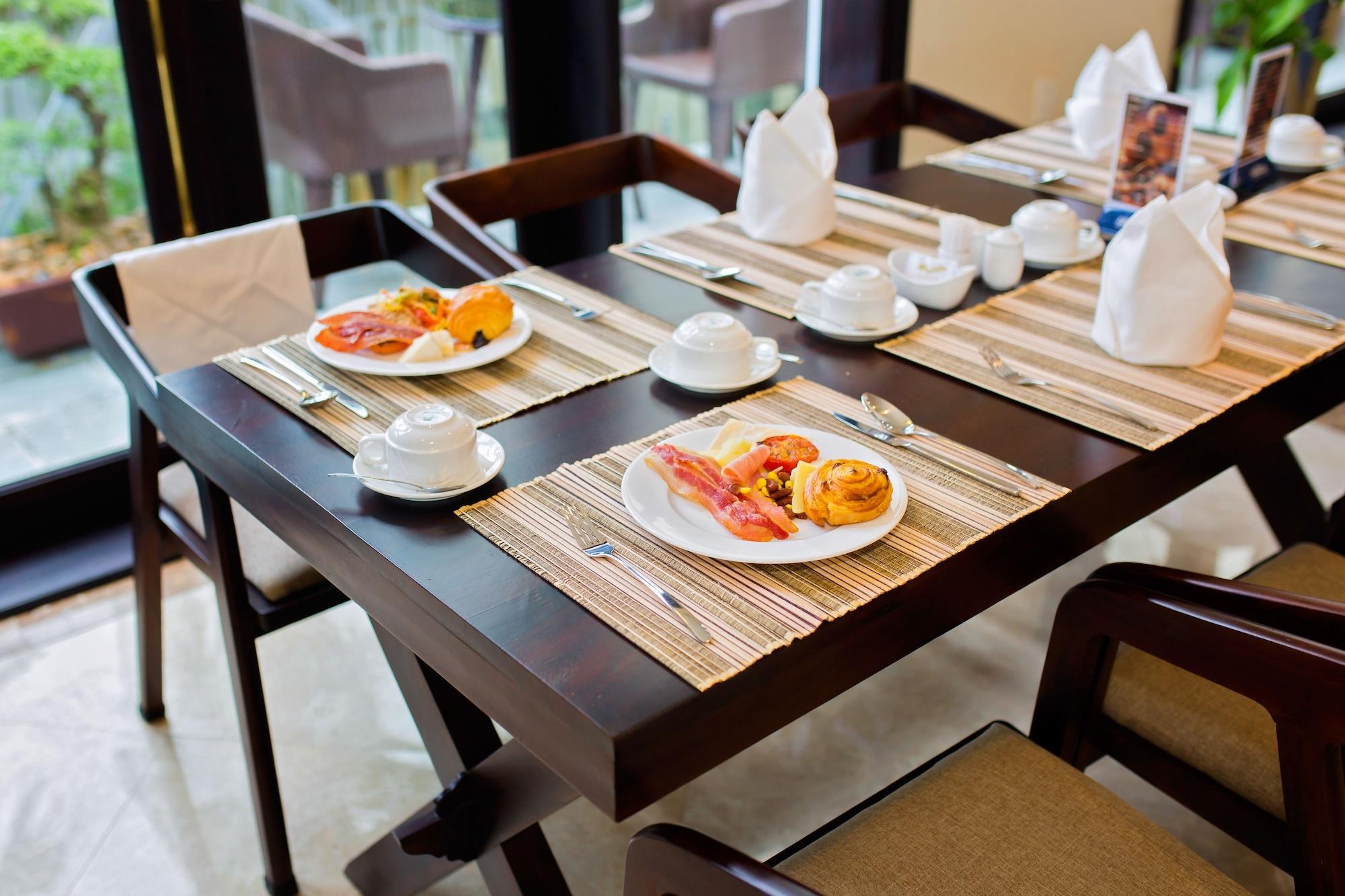 Restaurant Lasenta Boutique Hotel Hoian