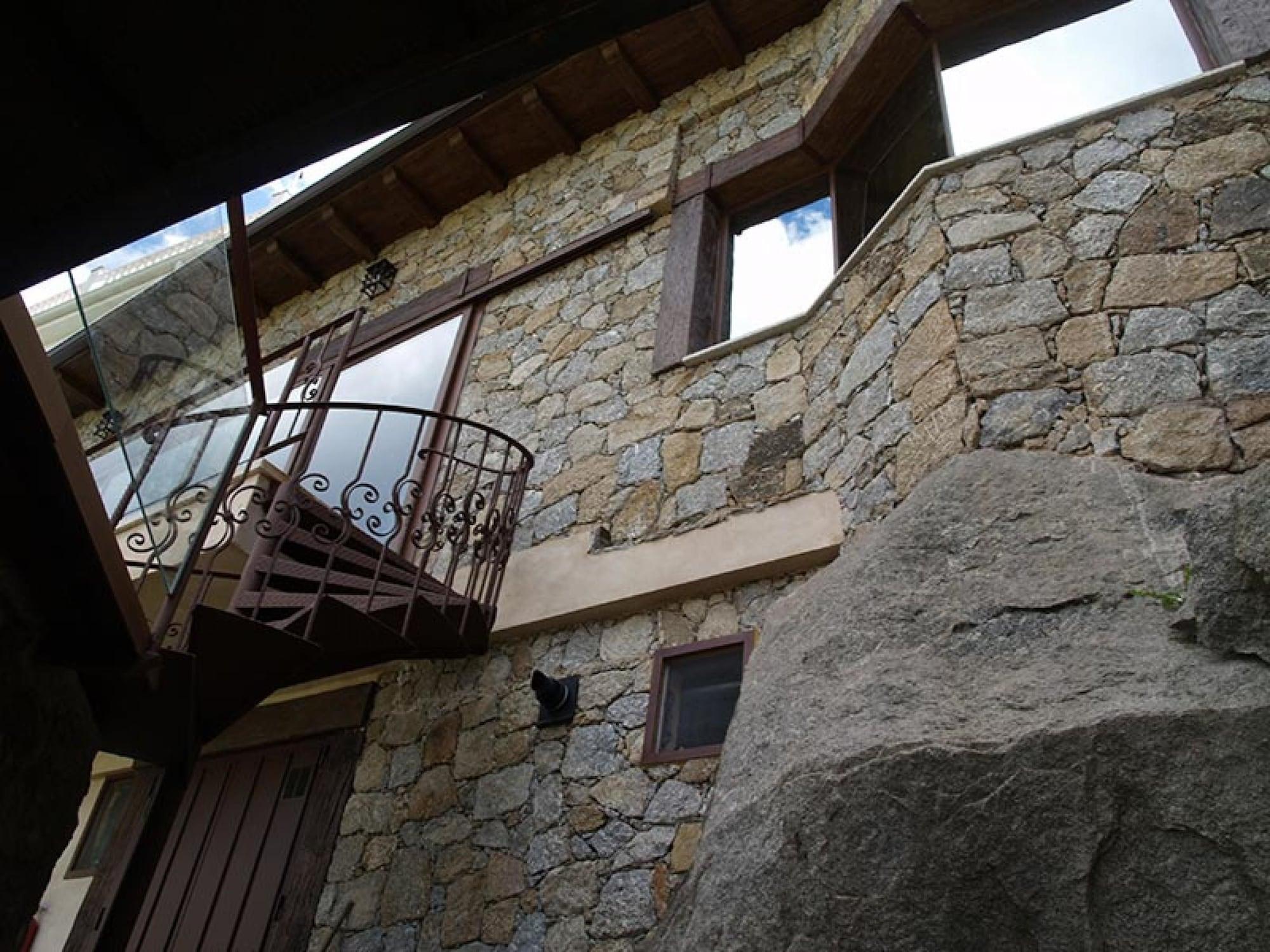 Vista Exterior Hostal El Cerro - Adults Only