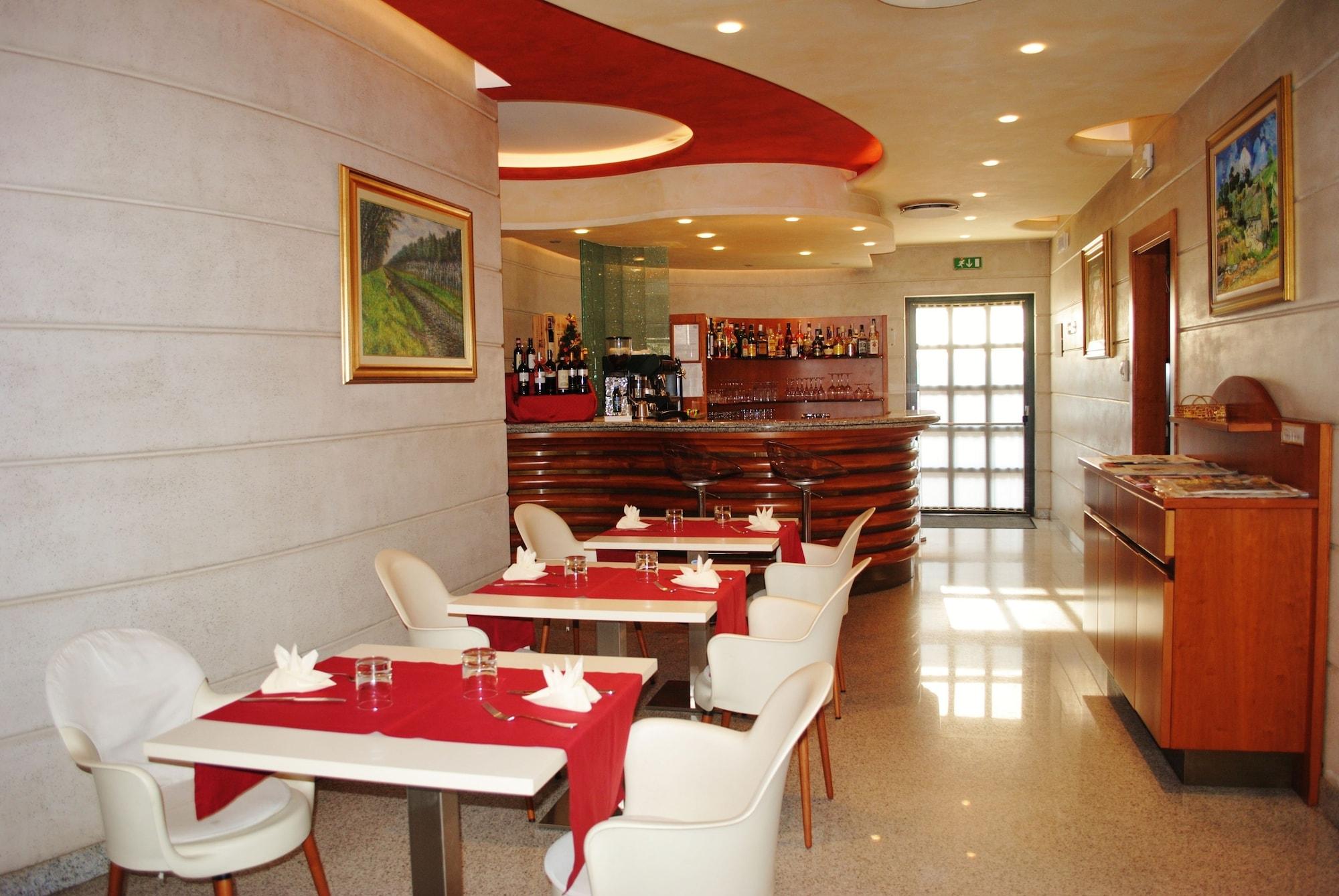 Restaurant B&B Hotel Prestige Ornago