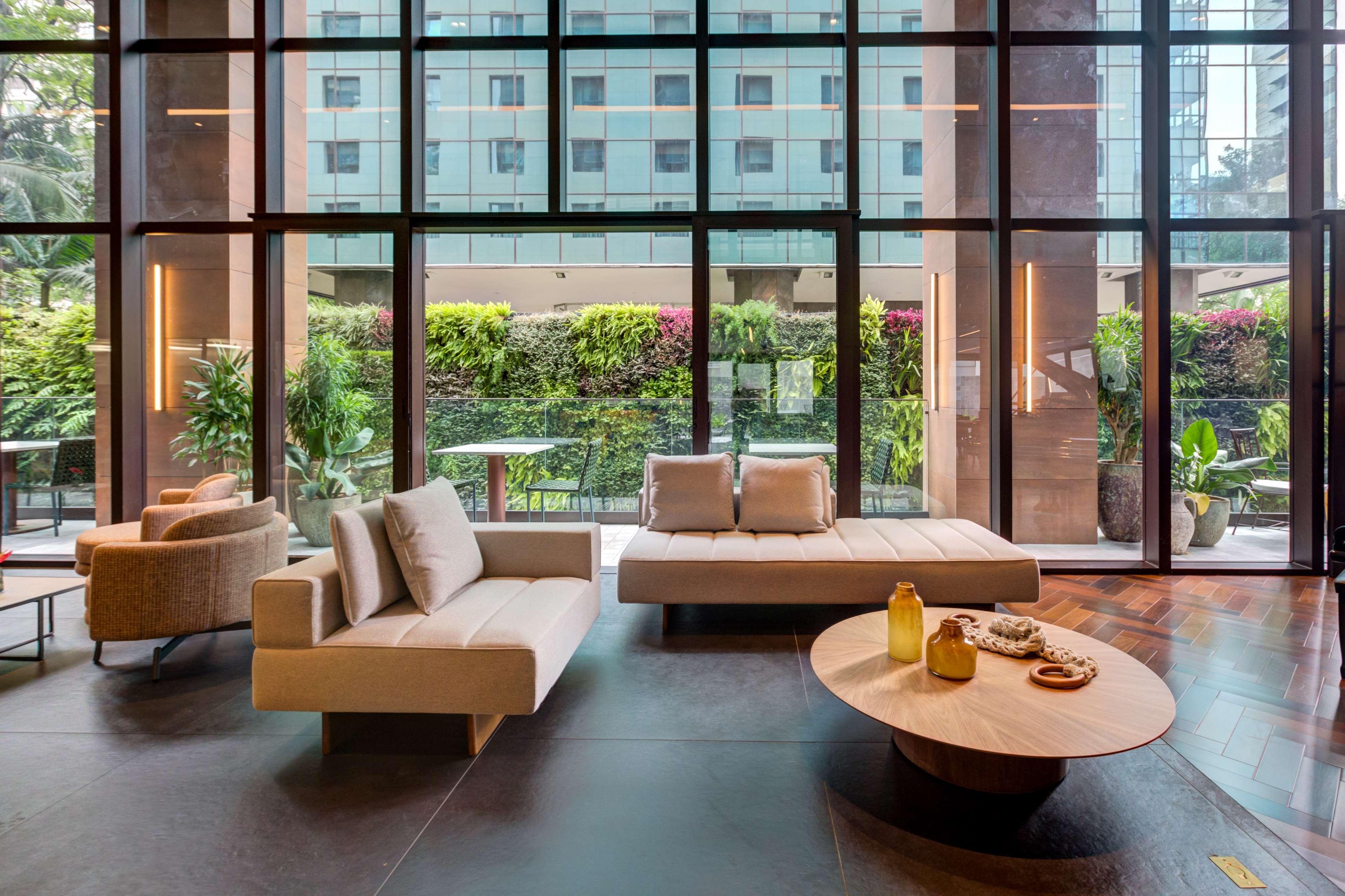 Vista Lobby Qoya São Paulo Paulista, Curio Collection by Hilton