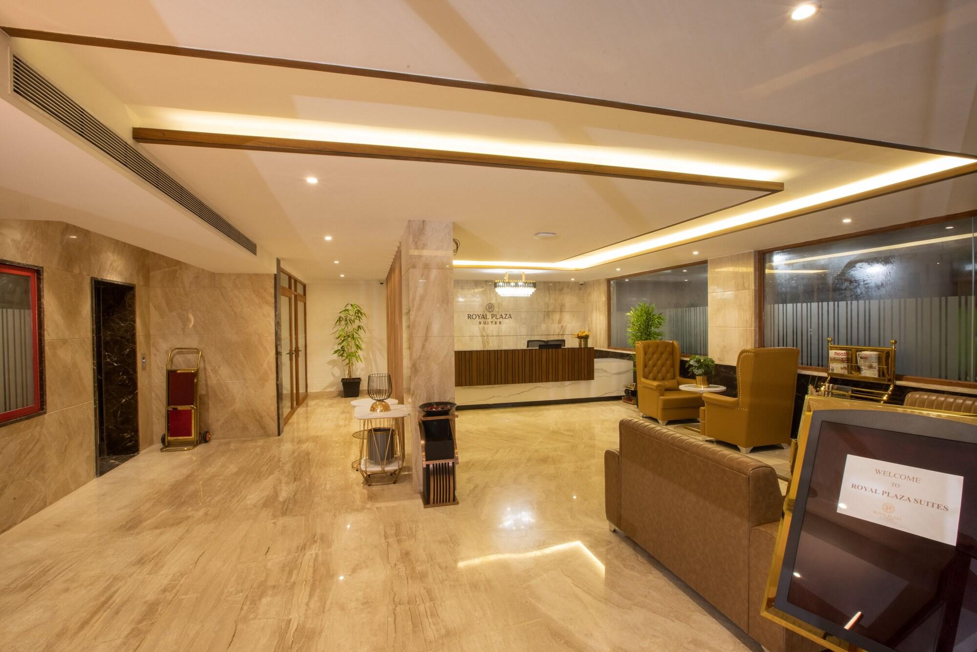 Vista Lobby Royal Plaza Suites by RAK Rooms