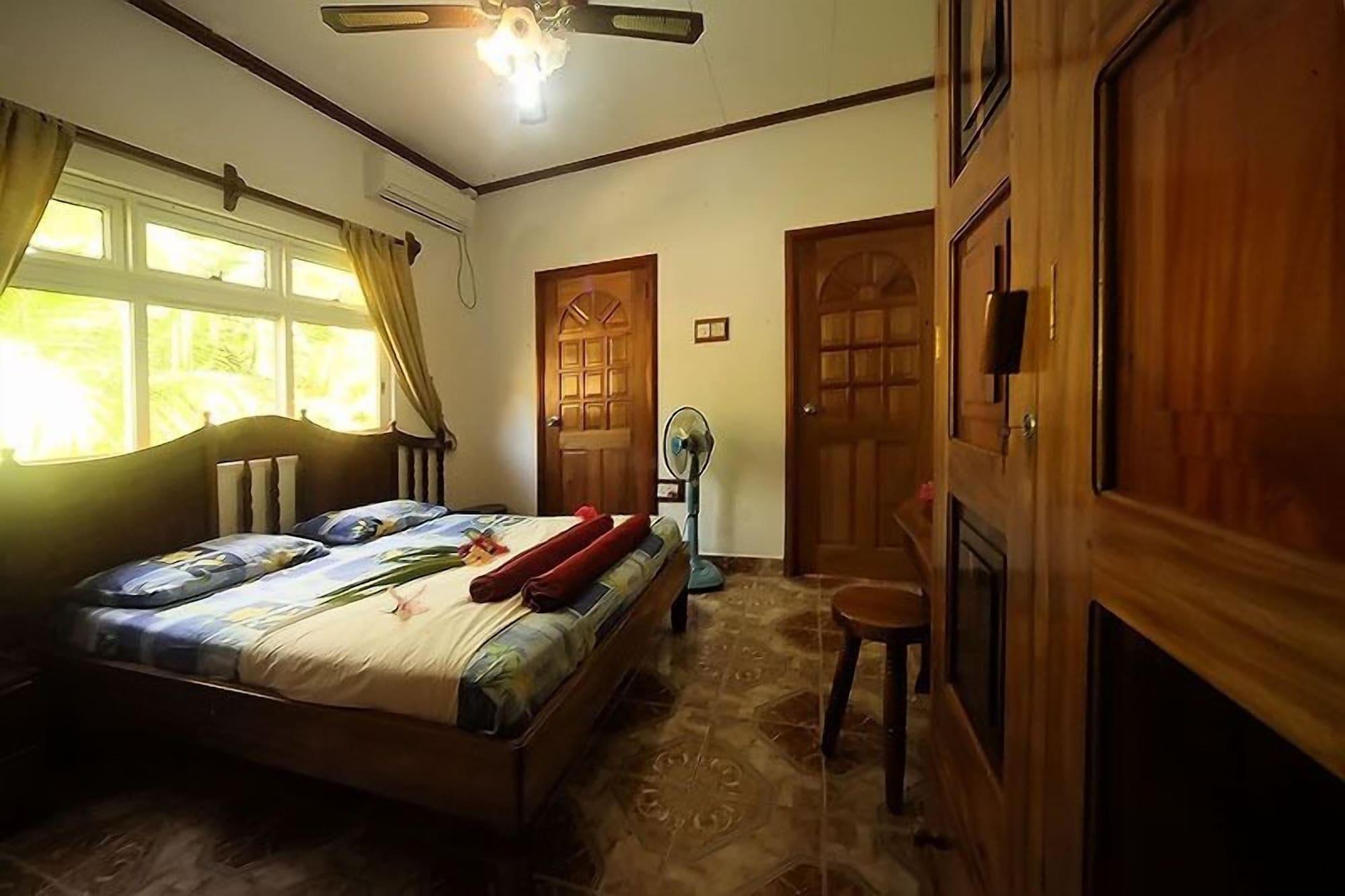 Habitación Omusee Guesthouse