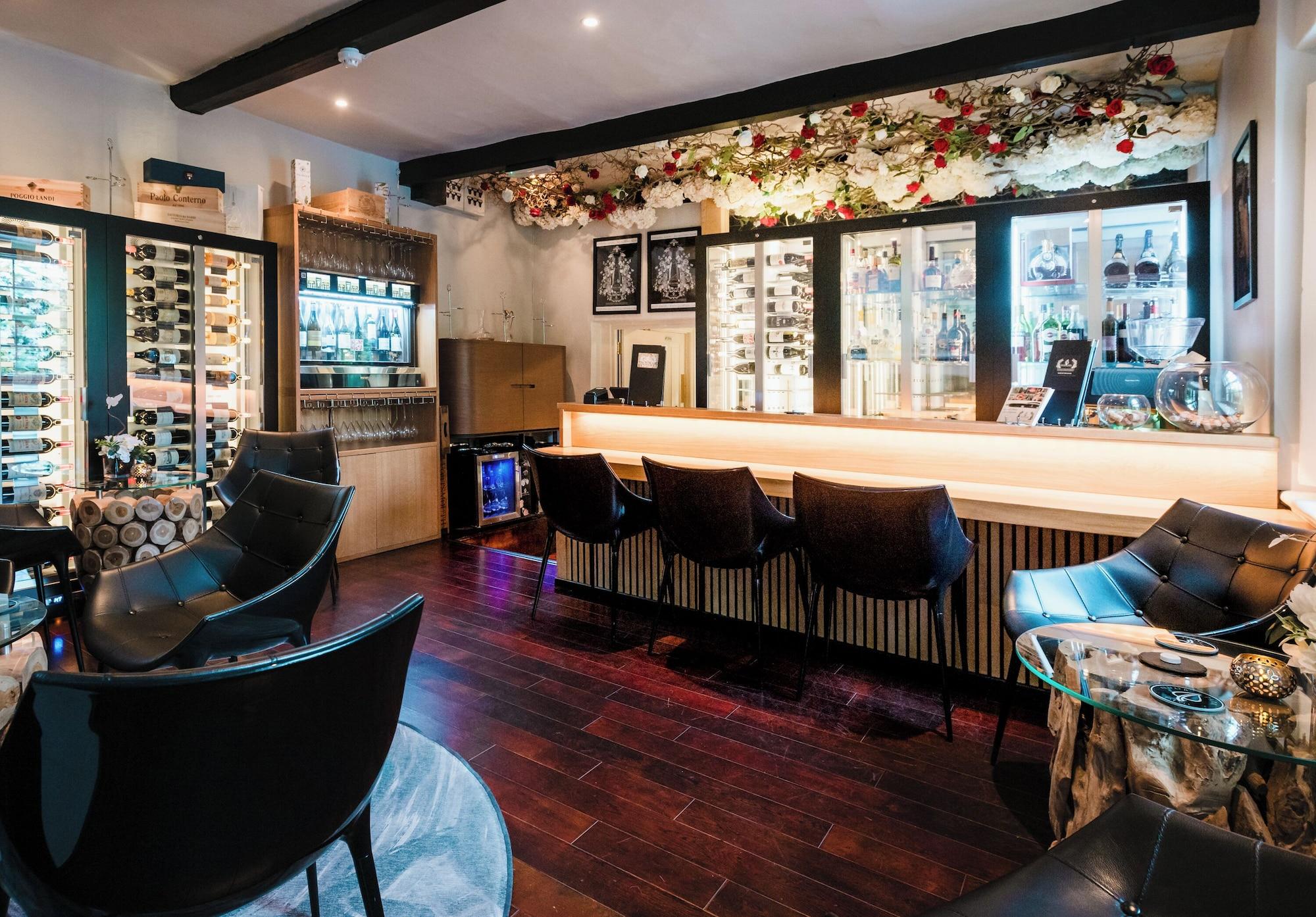 Bar/Salón Quob Park The Old House Hotel & Spa