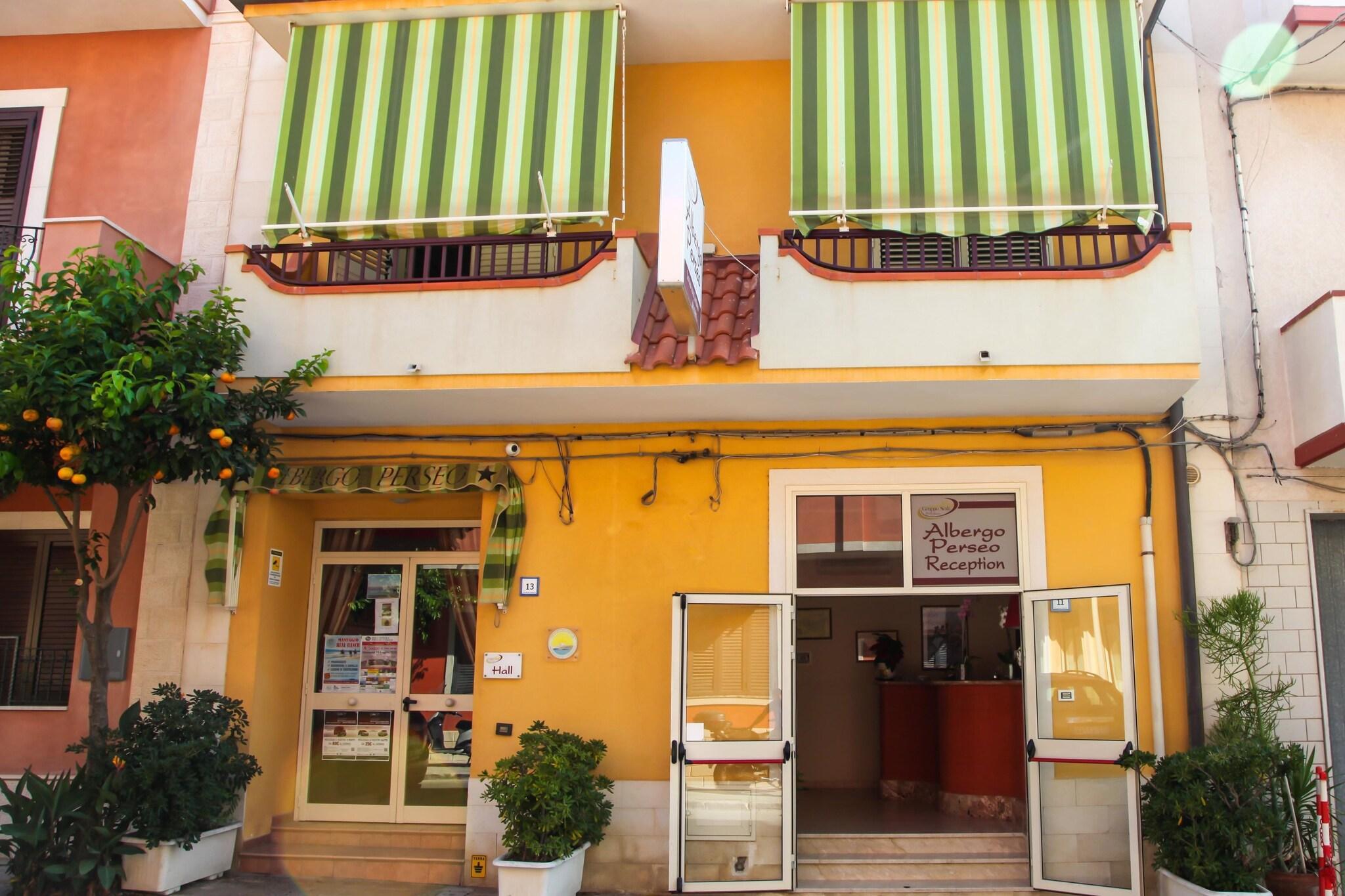 Vista Exterior Albergo Perseo
