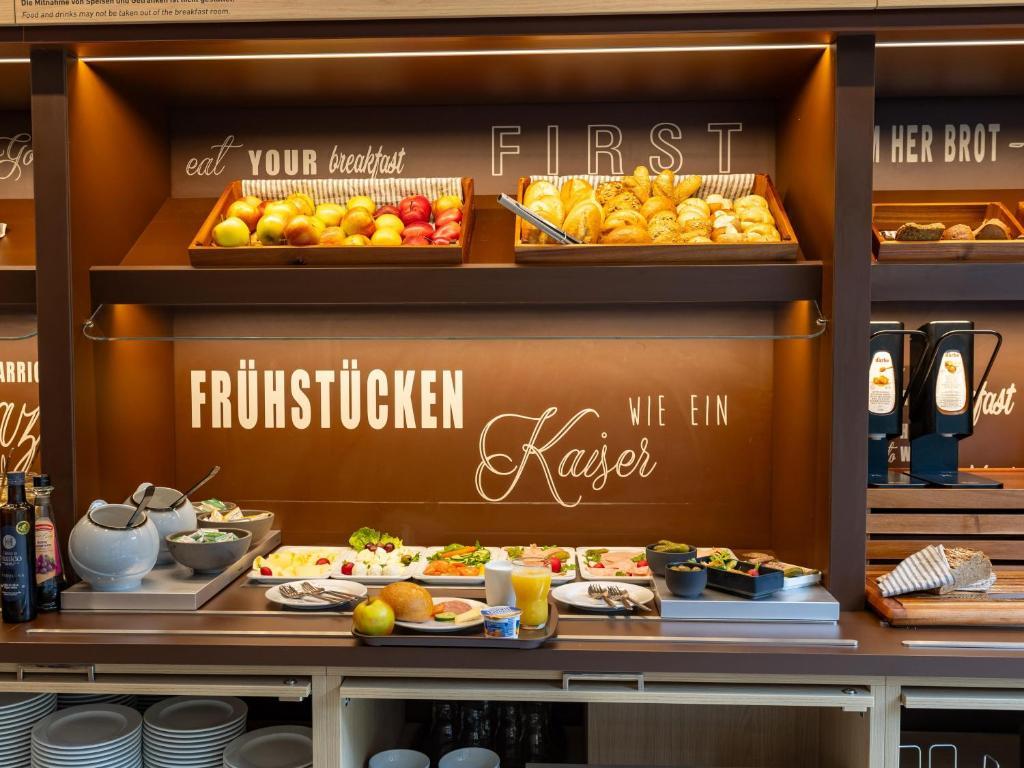Restaurant B&B HOTEL Idar-Oberstein