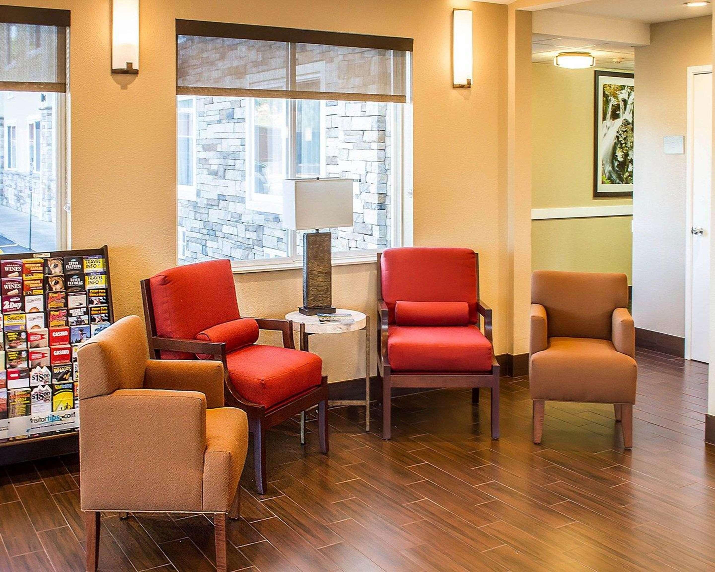 Vista Lobby Comfort Inn Roseburg