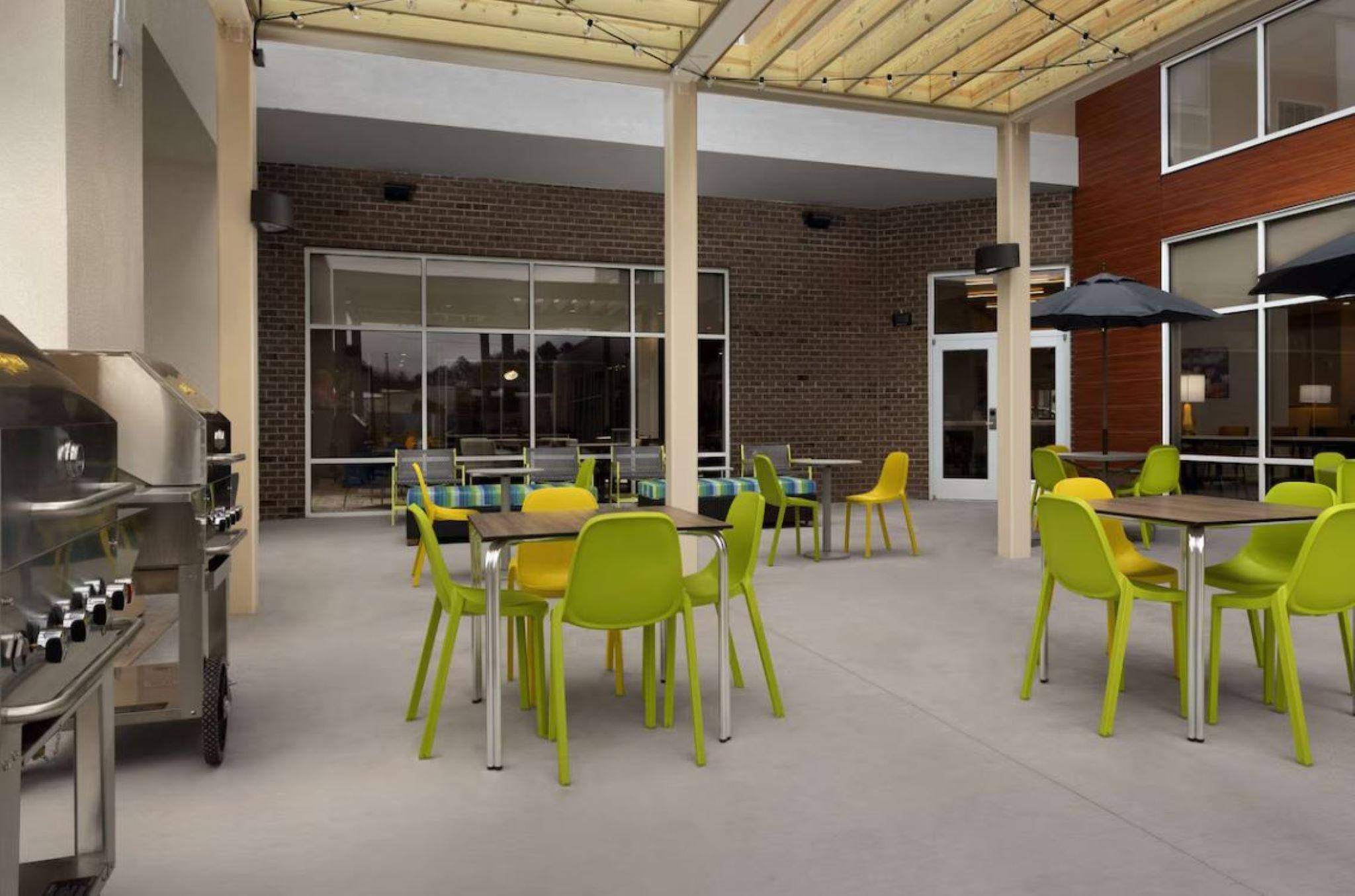 Varios Hampton Inn & Suites Durham University Medical Cen