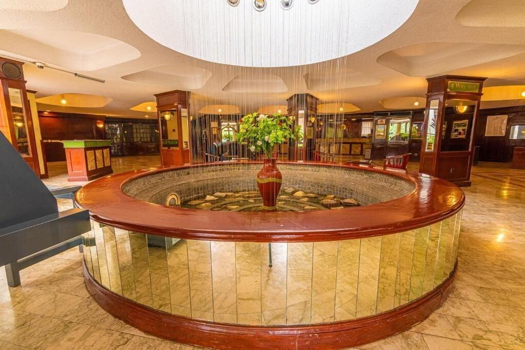 Vista Lobby Nairobi Safari Club by Swiss-Belhotel