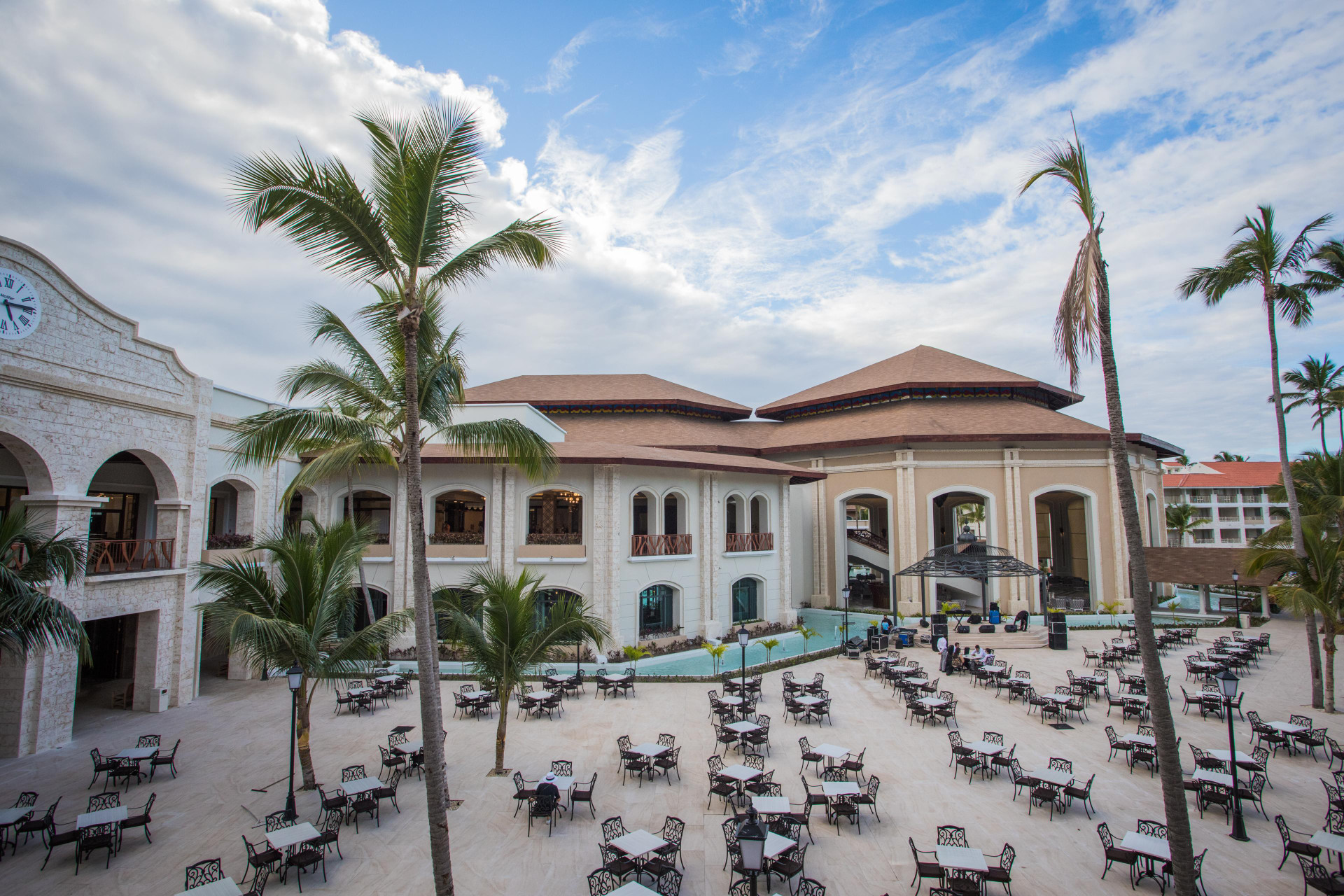 Vista Exterior Majestic Mirage Punta Cana – All Suites – All Inclusive
