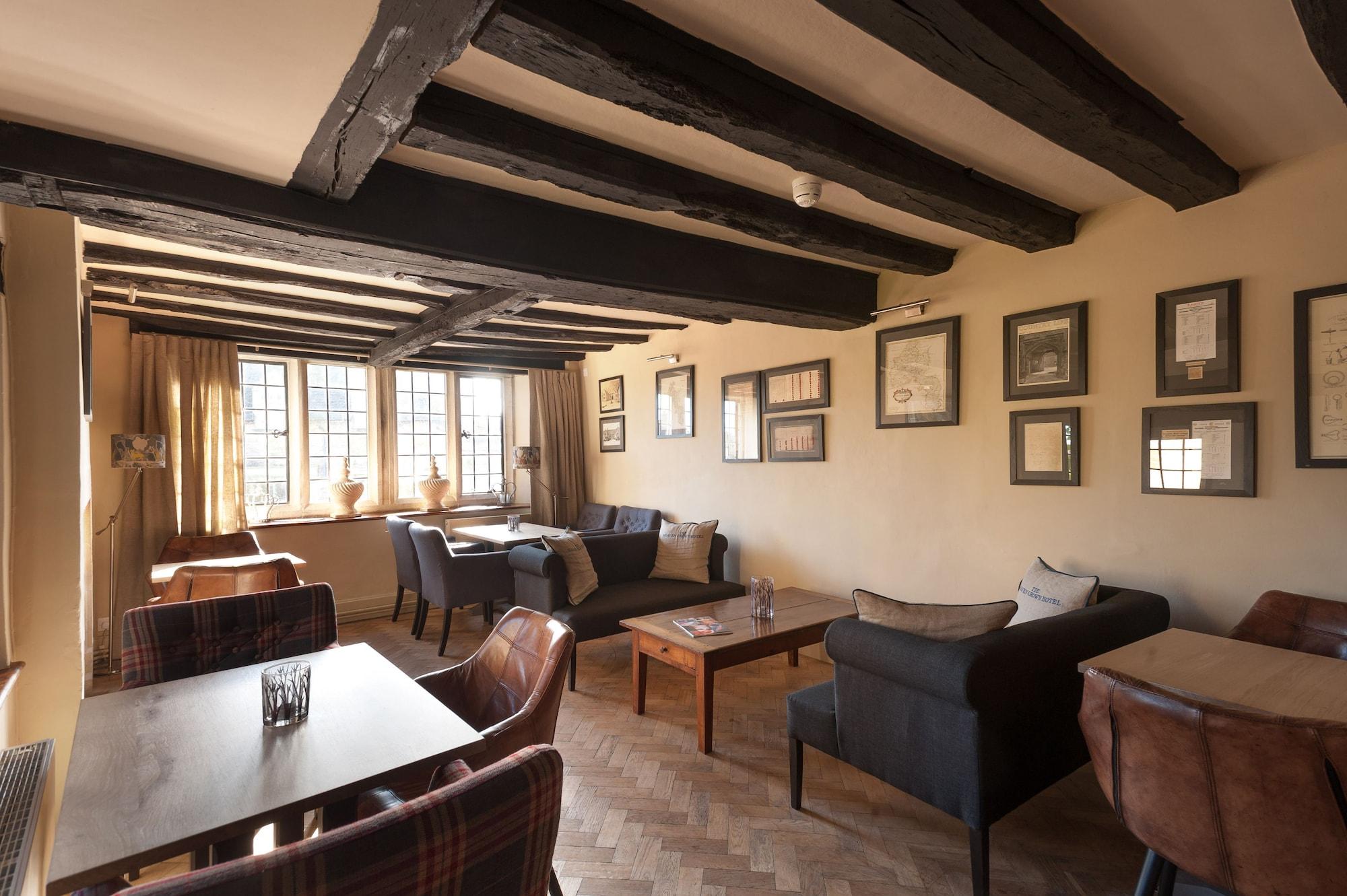 Vista Lobby The Shaven Crown