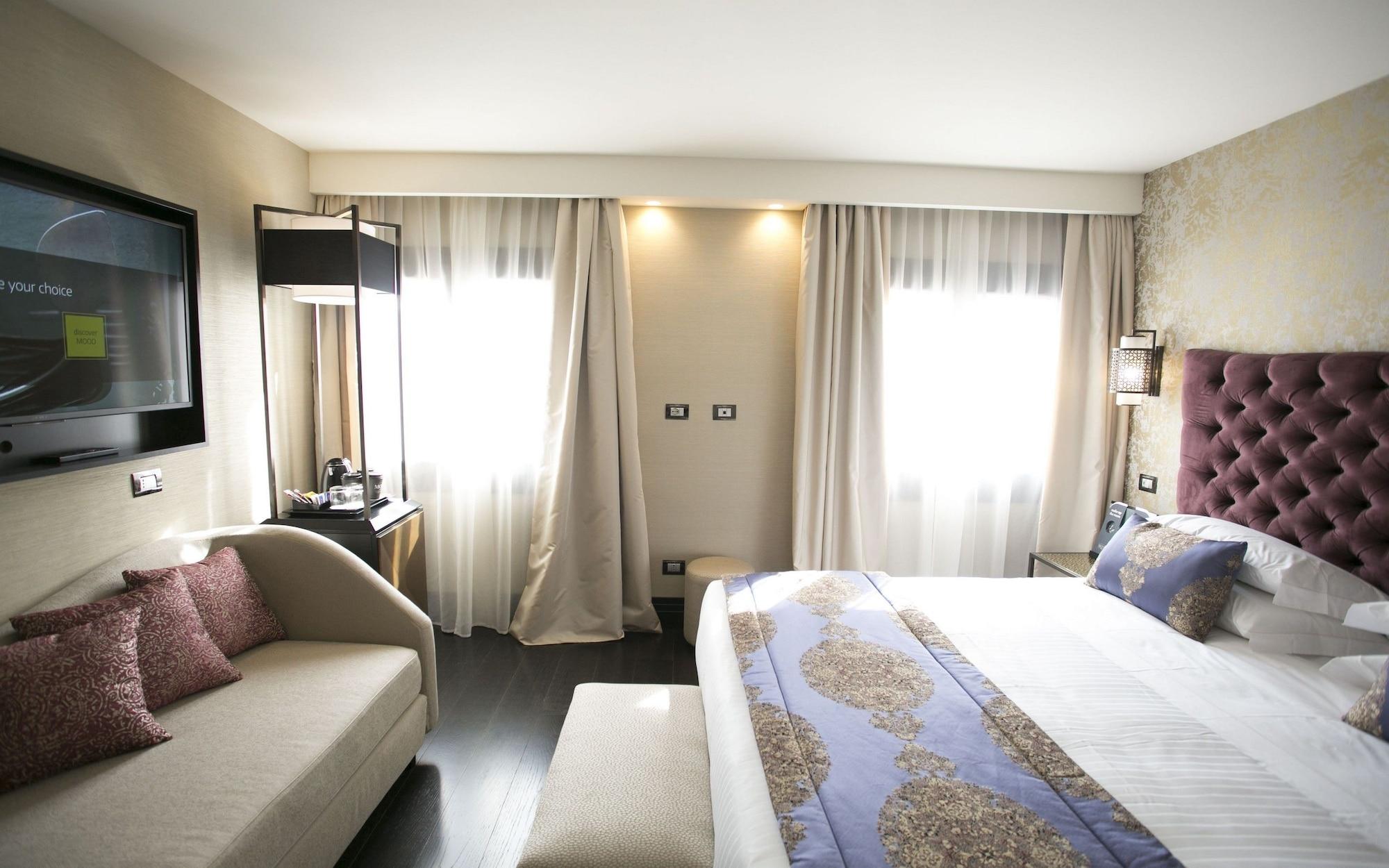 Varios The Venice Times