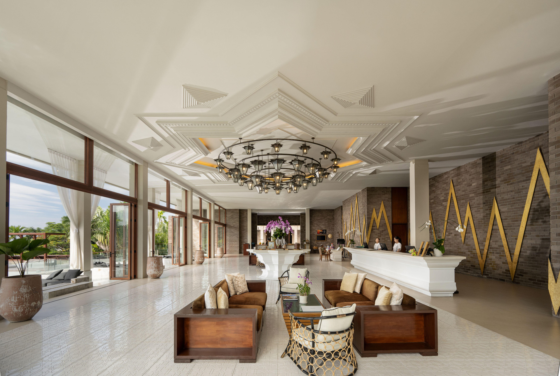Vista Lobby Avista Hideaway Phuket Patong - MGallery