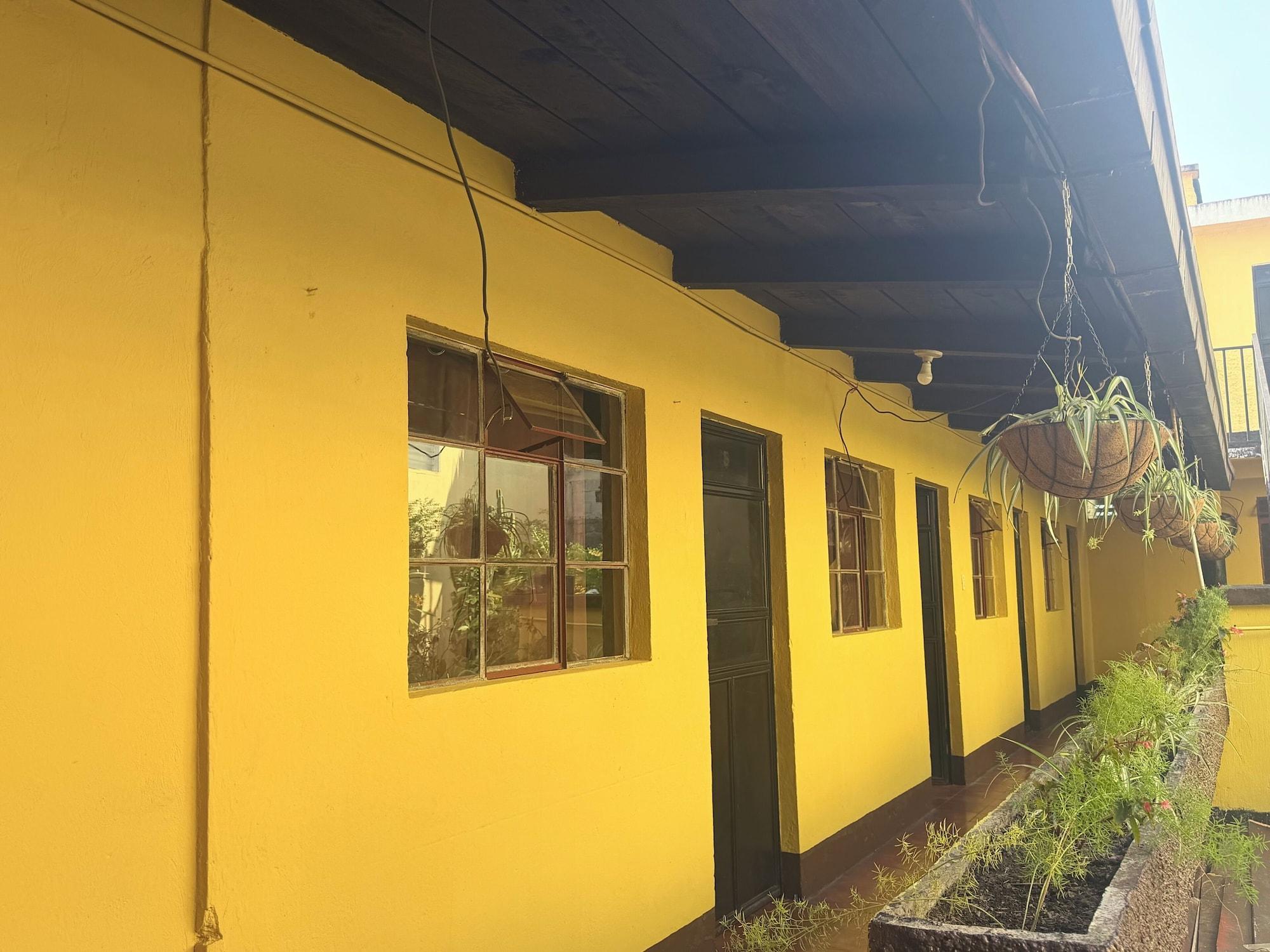 Vista Exterior Hotel Itzel