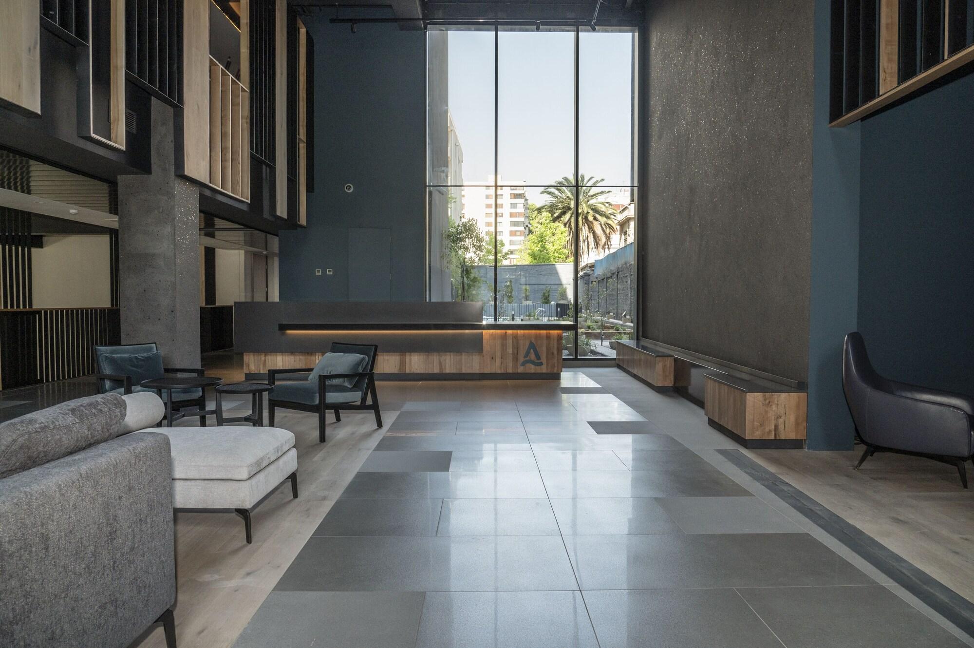 Vista Lobby Hotel Almasur Providencia