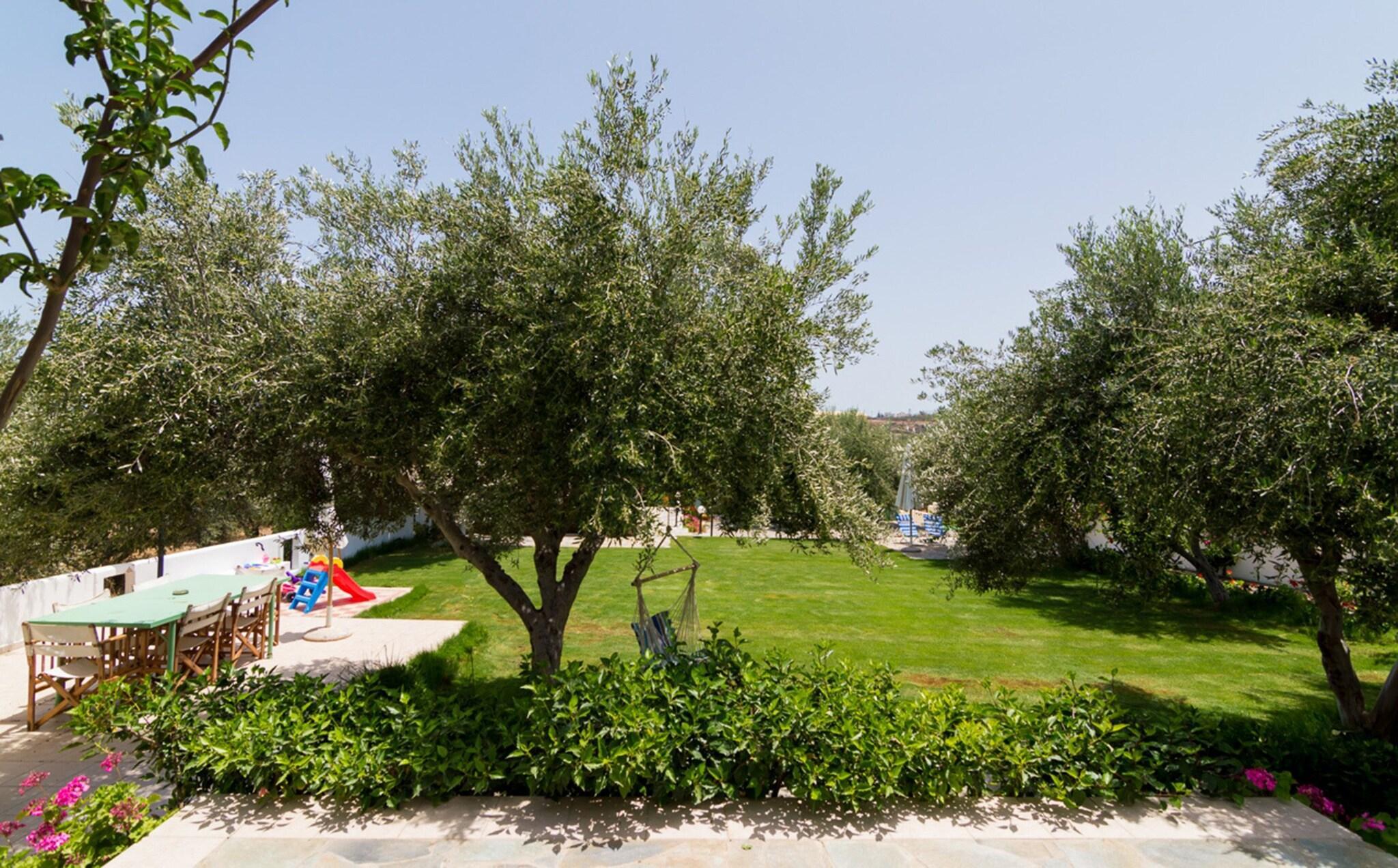 Vista Lobby Athena Villas Olive Grove & Estate