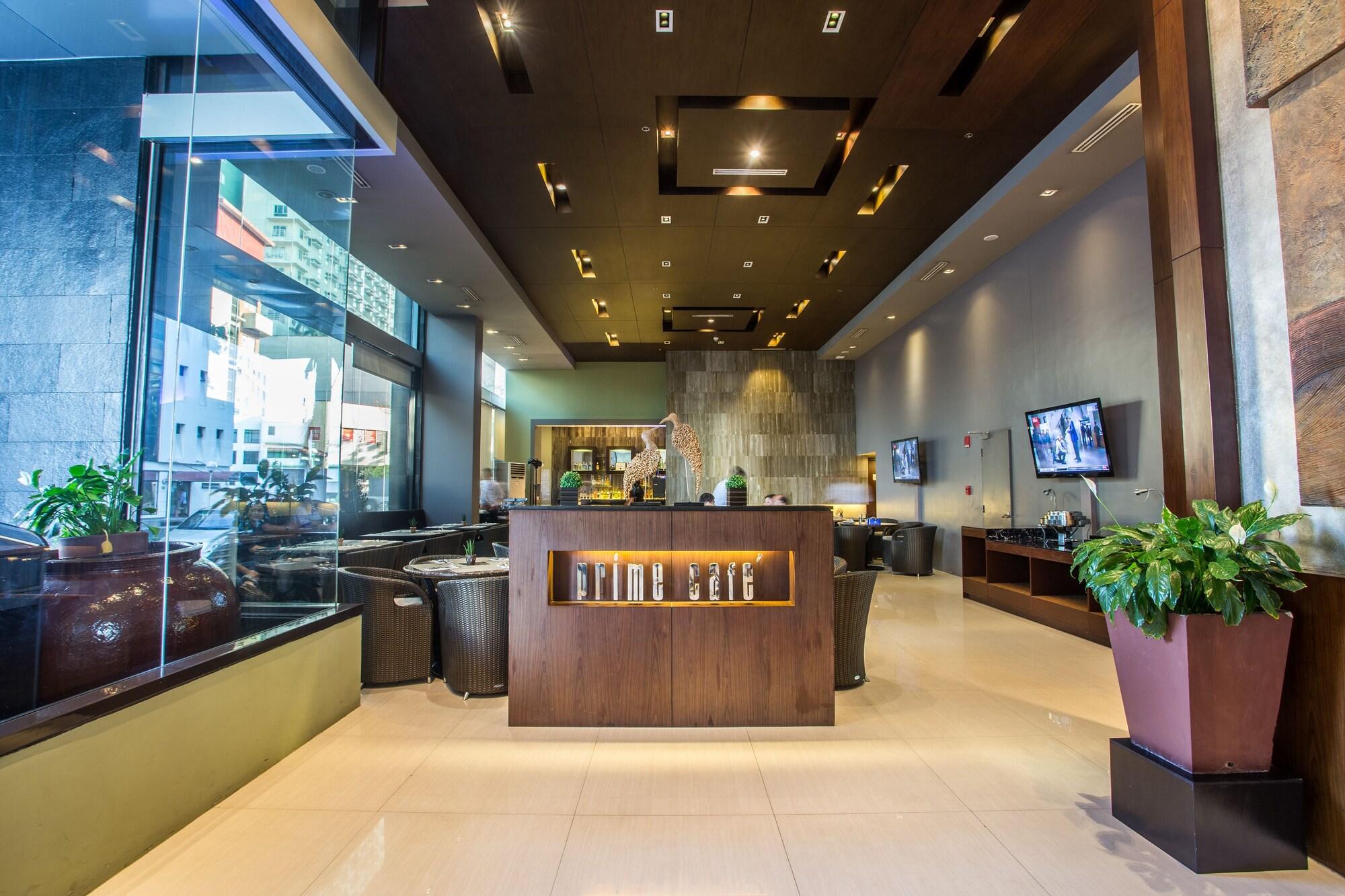 Vista Lobby The B Hotel