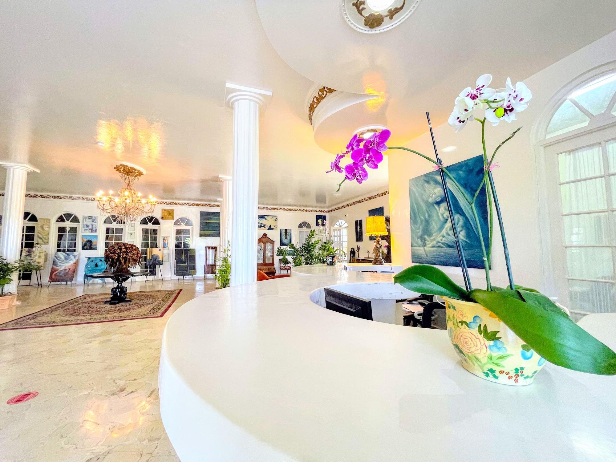 Vista Lobby Jamaica Palace Hotel