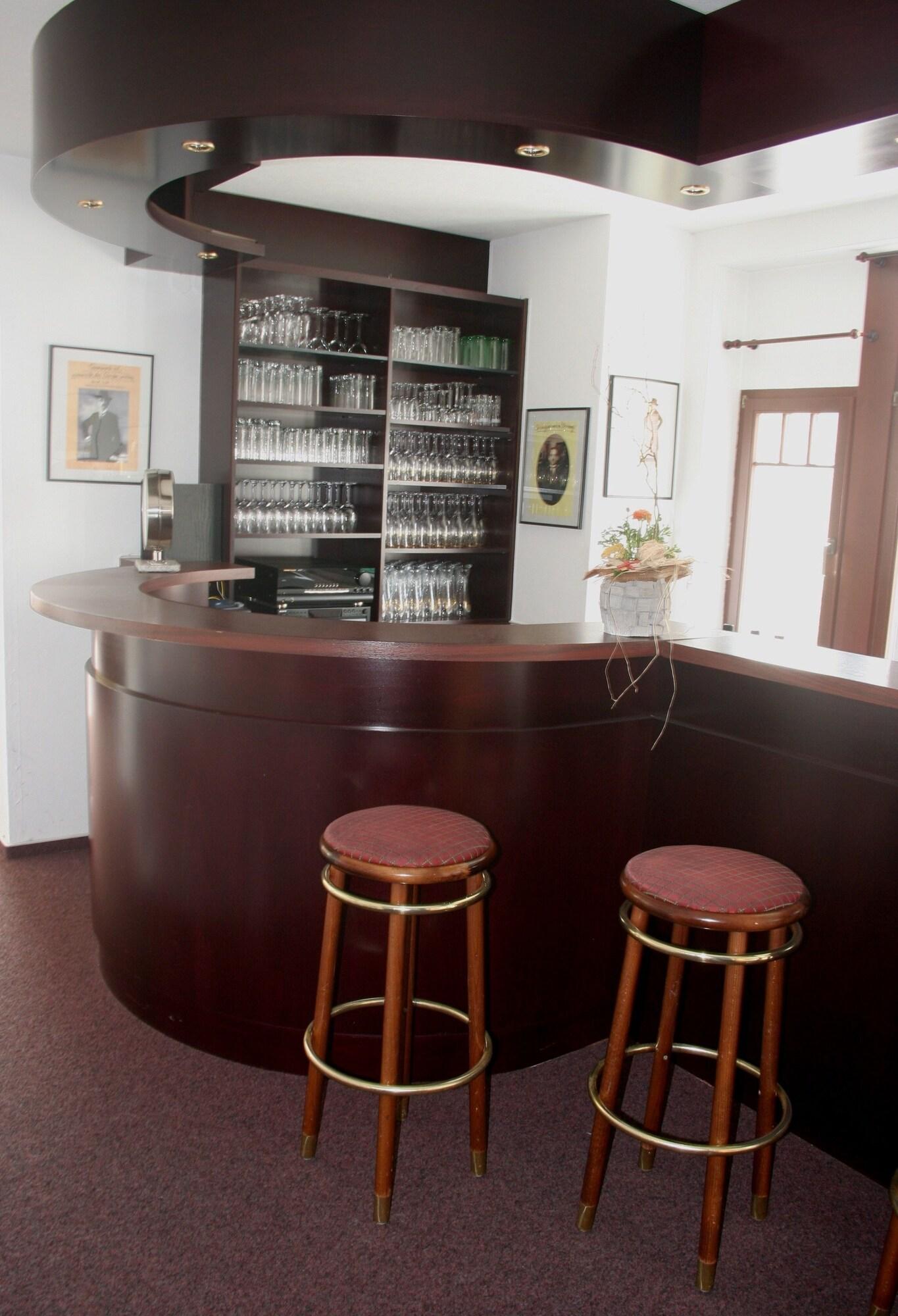 Bar/Salón Springmanns Parkschlösschen Lichtenstein
