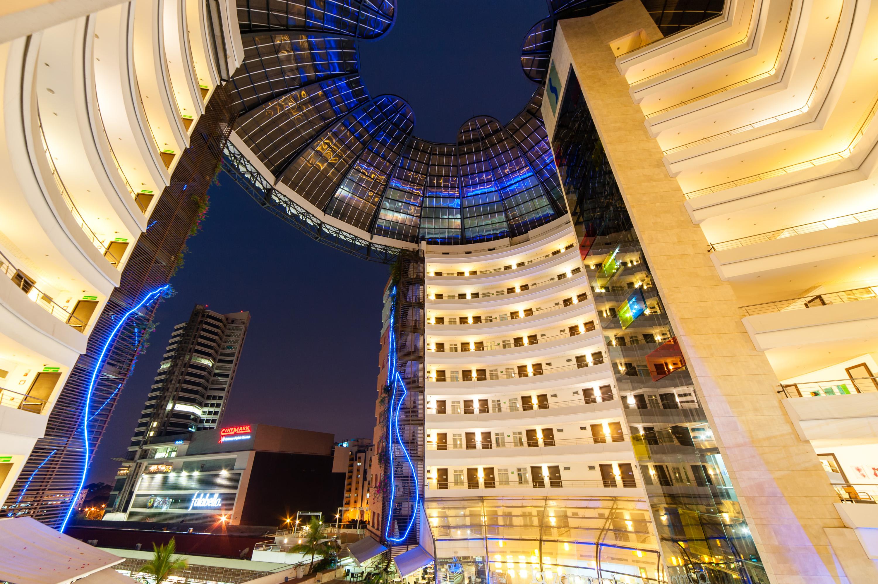 Vista Exterior Hotel Spiwak Chipichape Cali