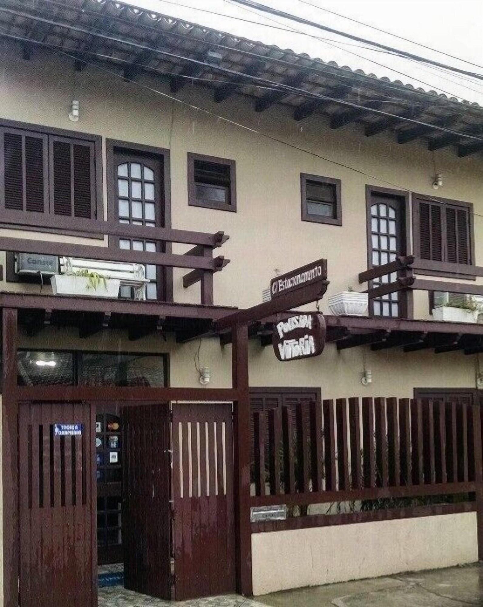 Vista Exterior Pousada Vittoria