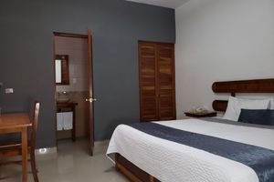 Alojamiento - HOTEL PASTORA