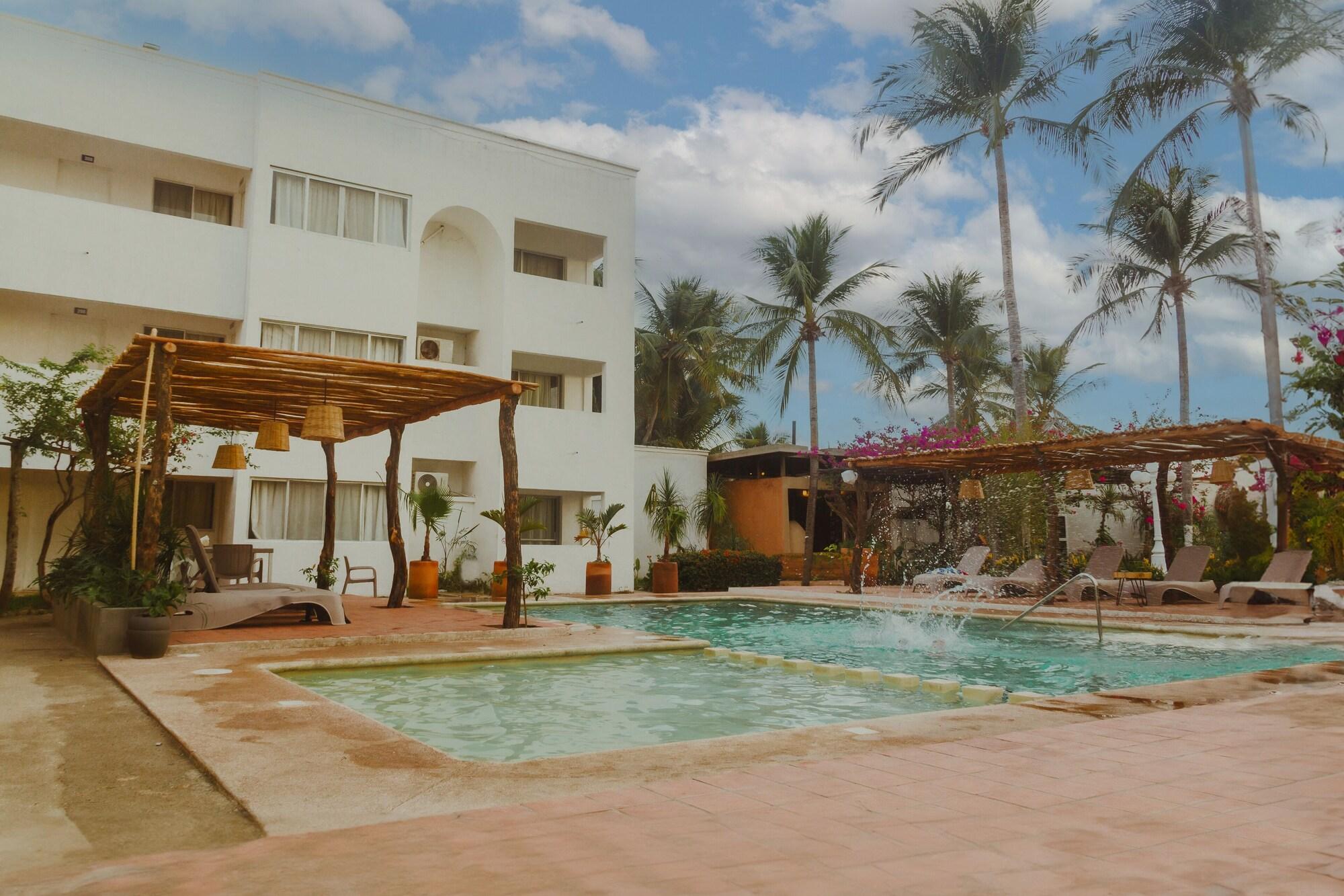 Varios Hotel Arista Bugambilias