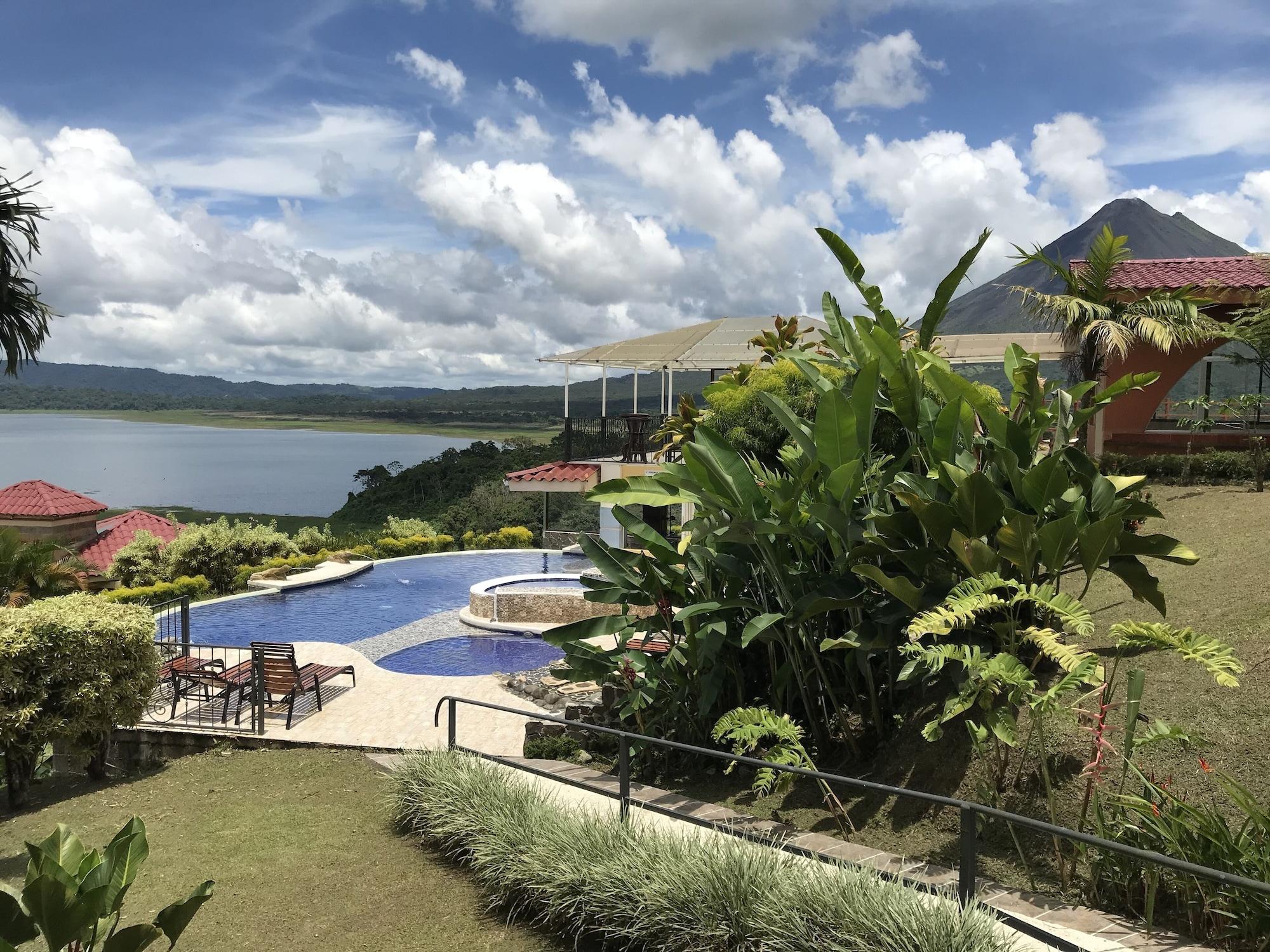 Varios Hotel Linda Vista