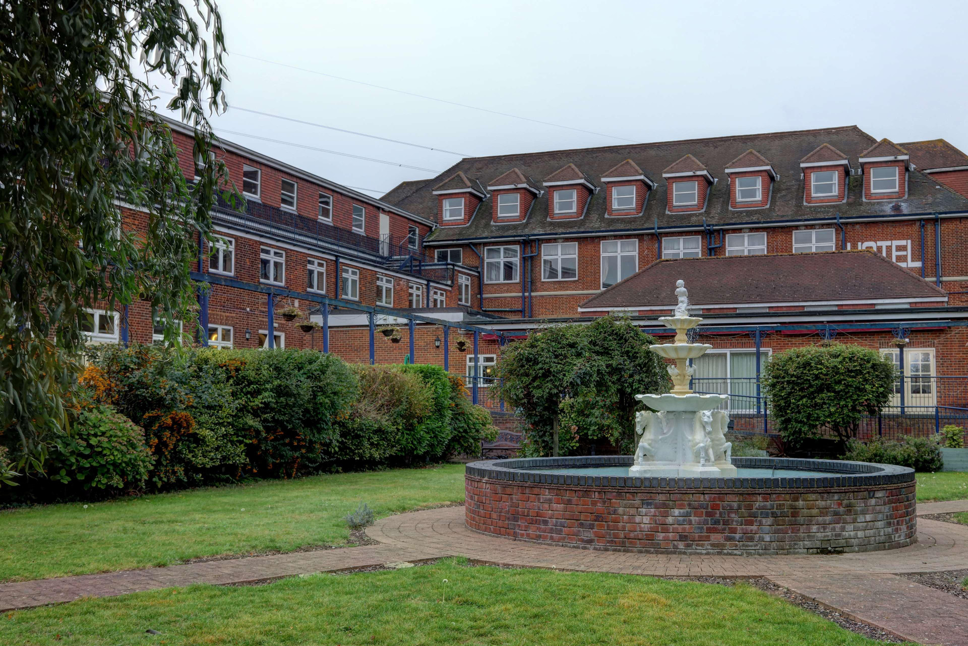 Vista Exterior Best Western Thurrock Hotel