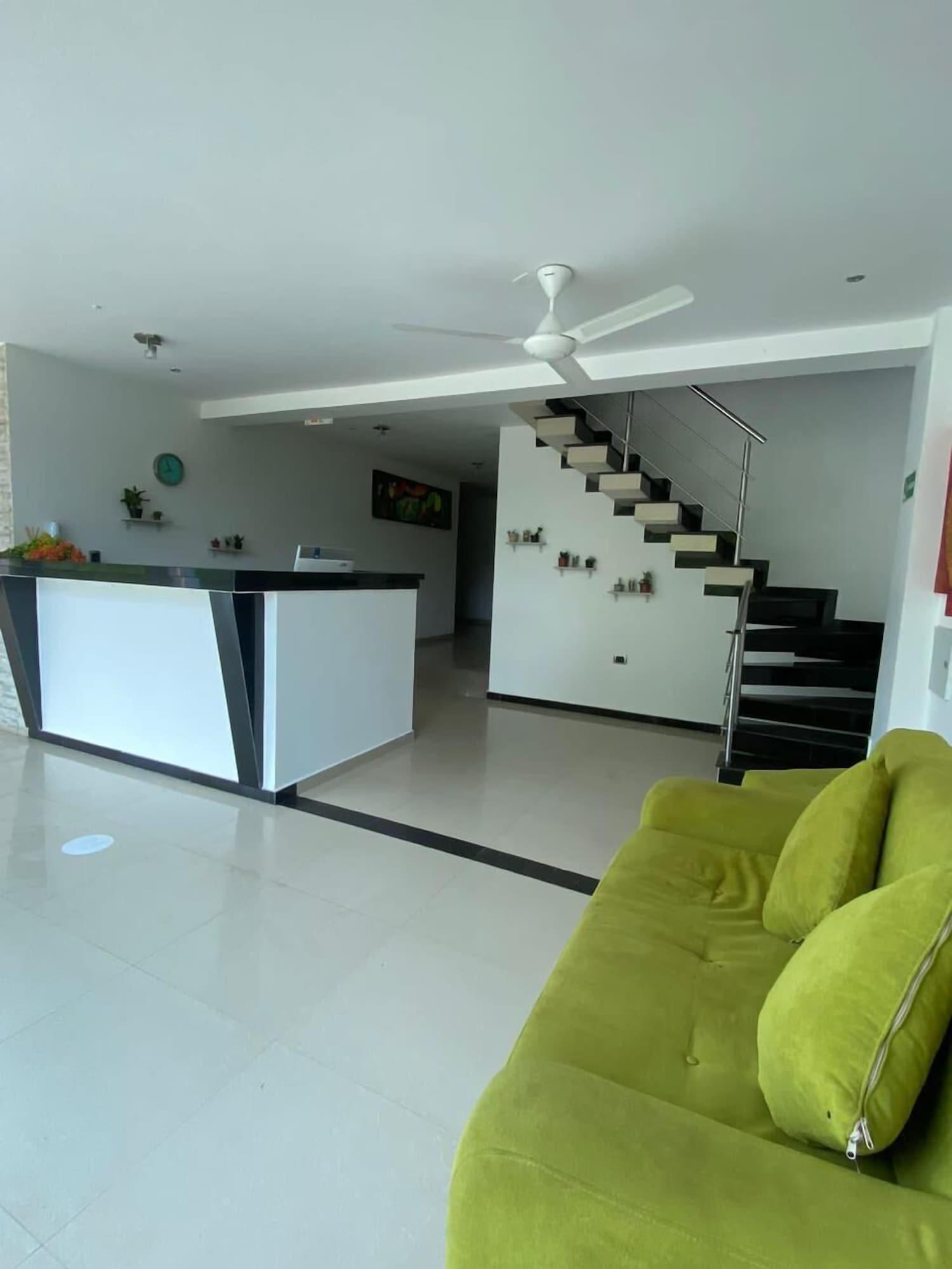 Varios HOTEL RIVER SUITE