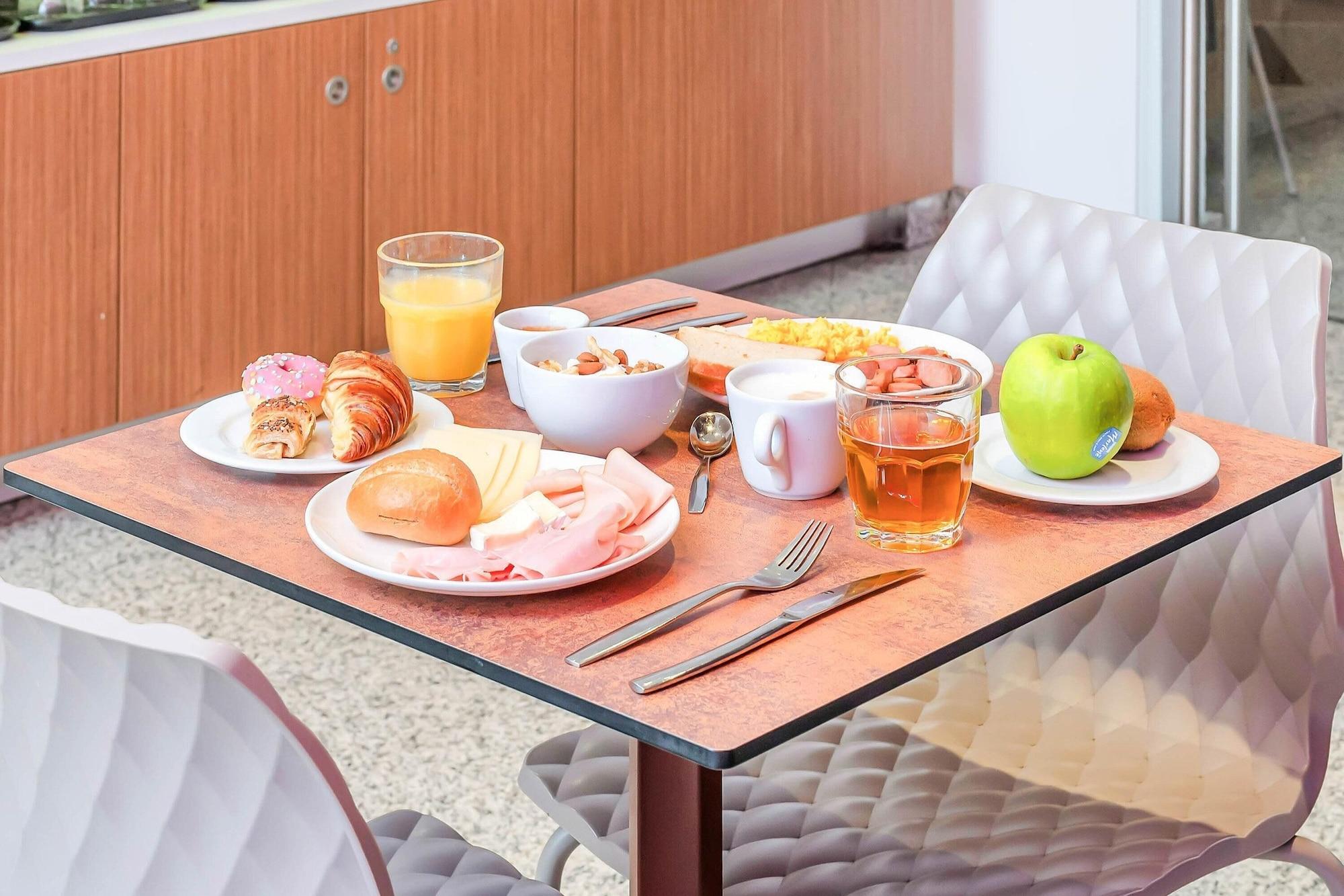 Restaurant B&B Hotel Milano San Siro