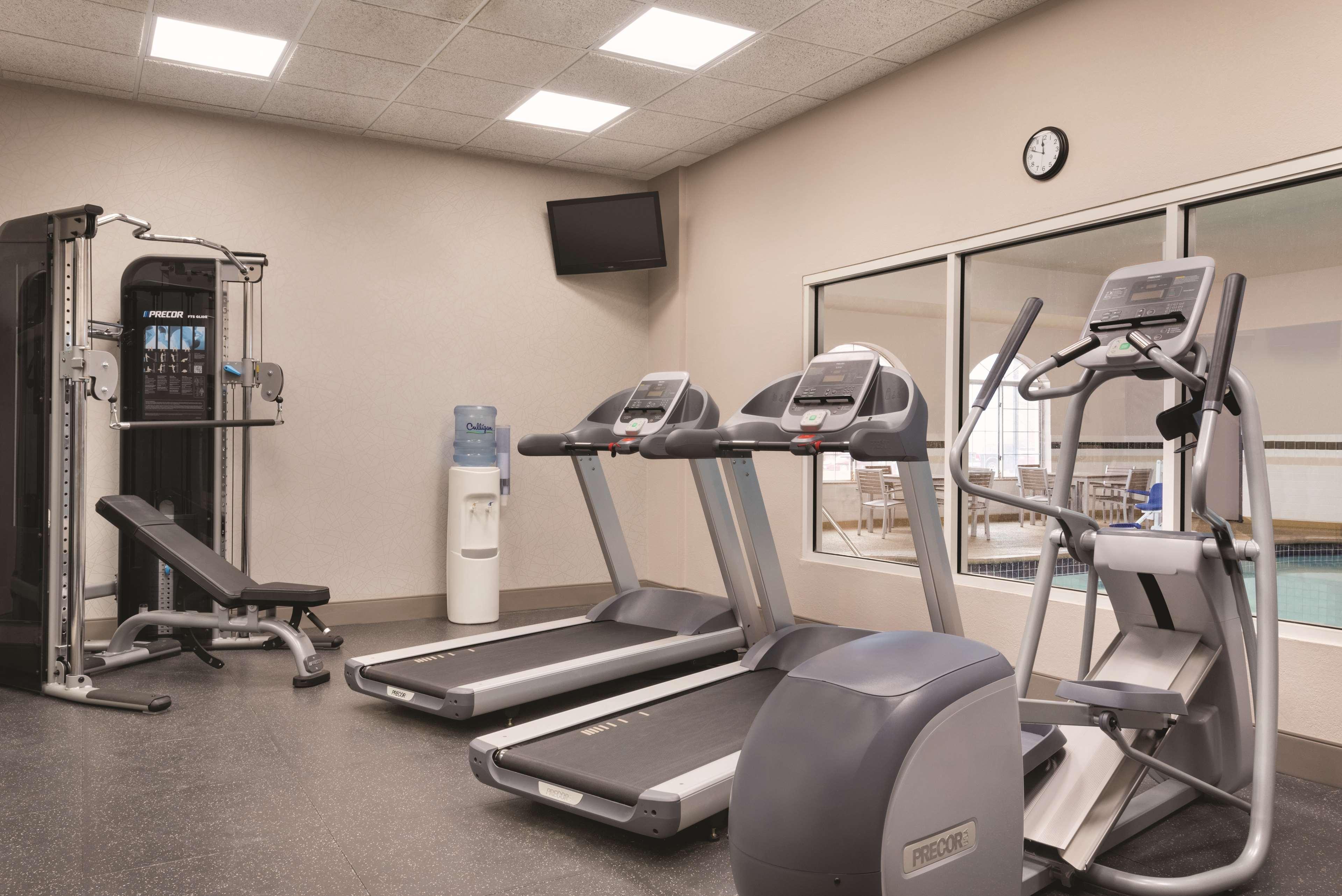 Instalaciones Recreativas Country Inn & Suites by Radisson Merrillville IN