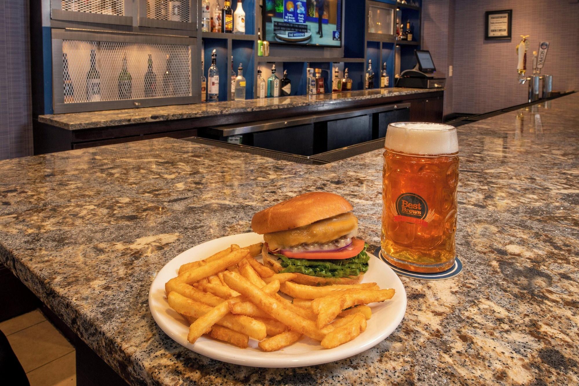 Bar/Salón Four Points by Sheraton Philadelphia City Center