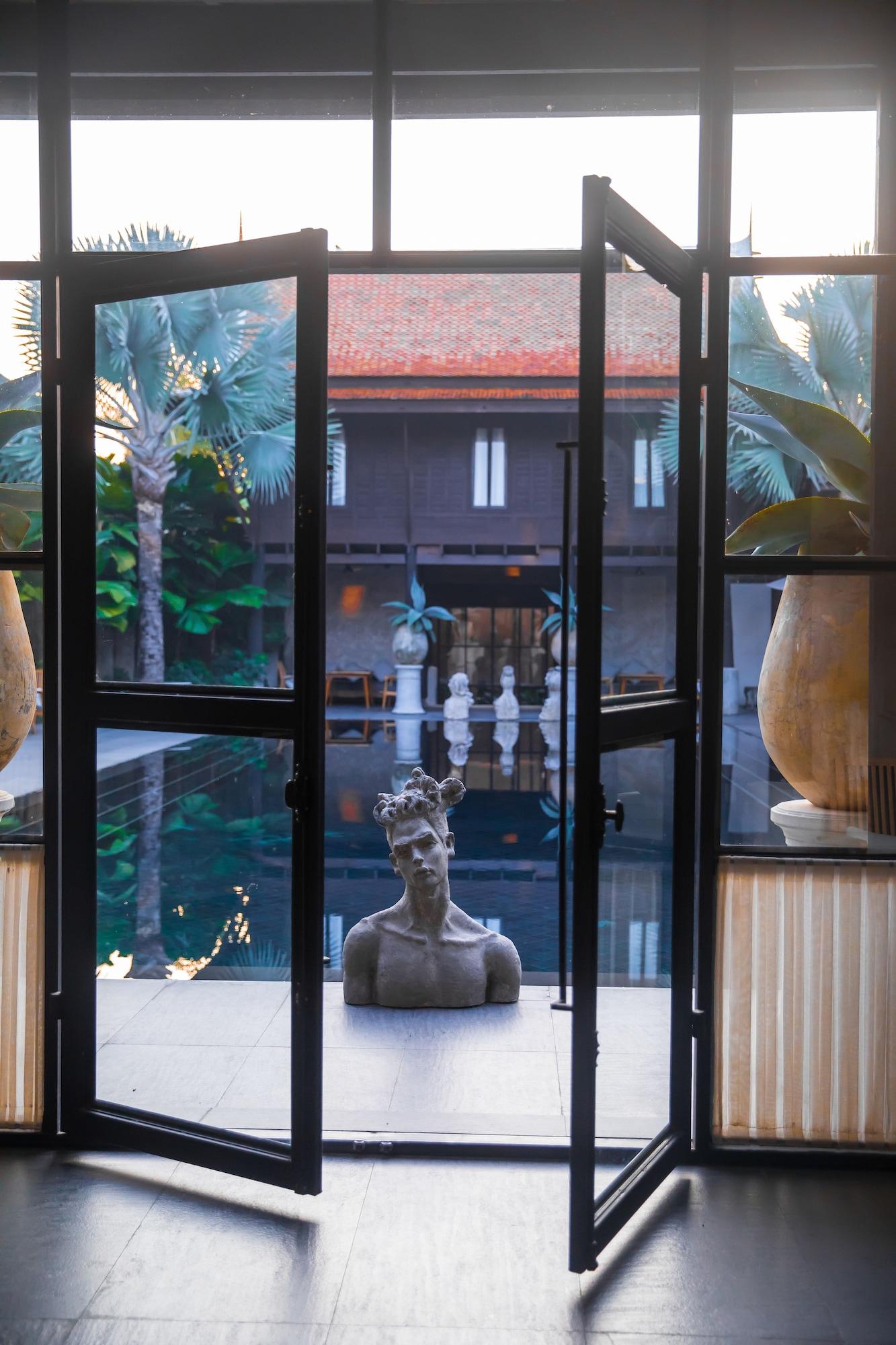 Vista Lobby Villa Mahabhirom
