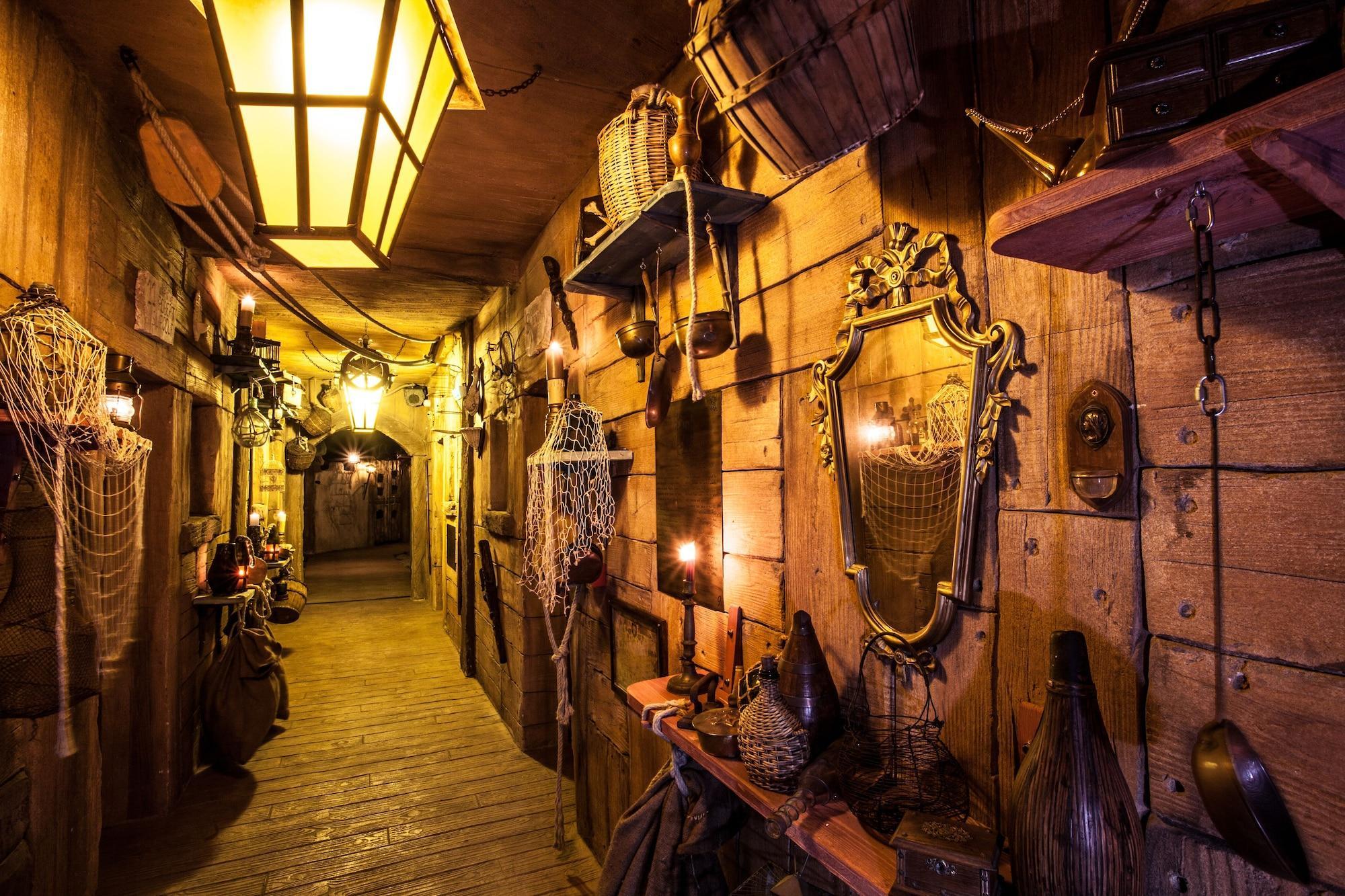 Vista Lobby Hotel Pirates World