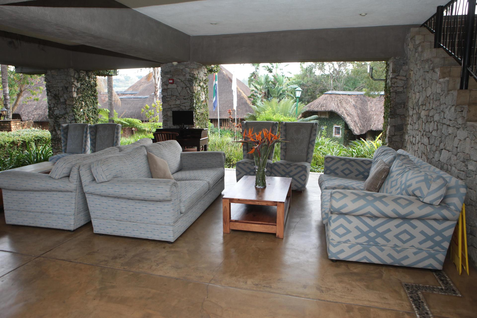 Vista Lobby Hippo Hollow Country Estate