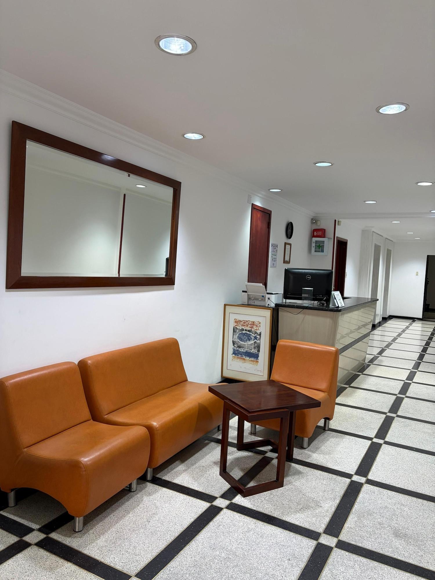 Vista Lobby HOSPEDAJE BOGOTA CENTRO