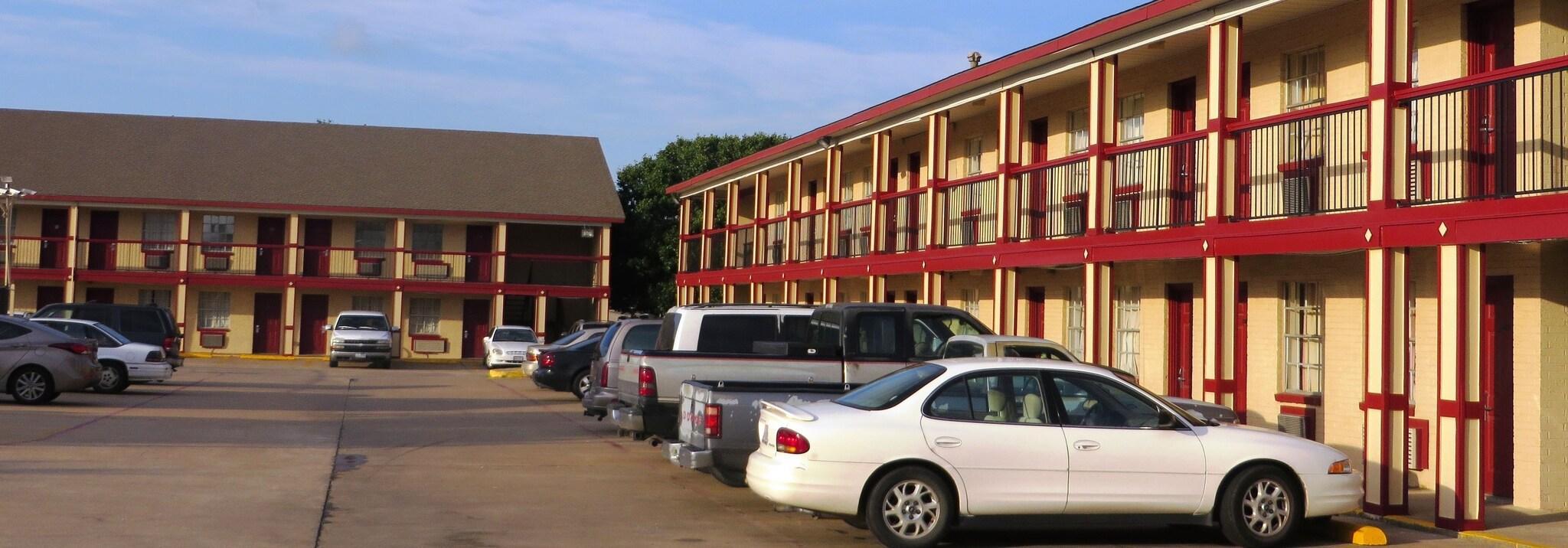 Instalaciones Recreativas Sherman Inn