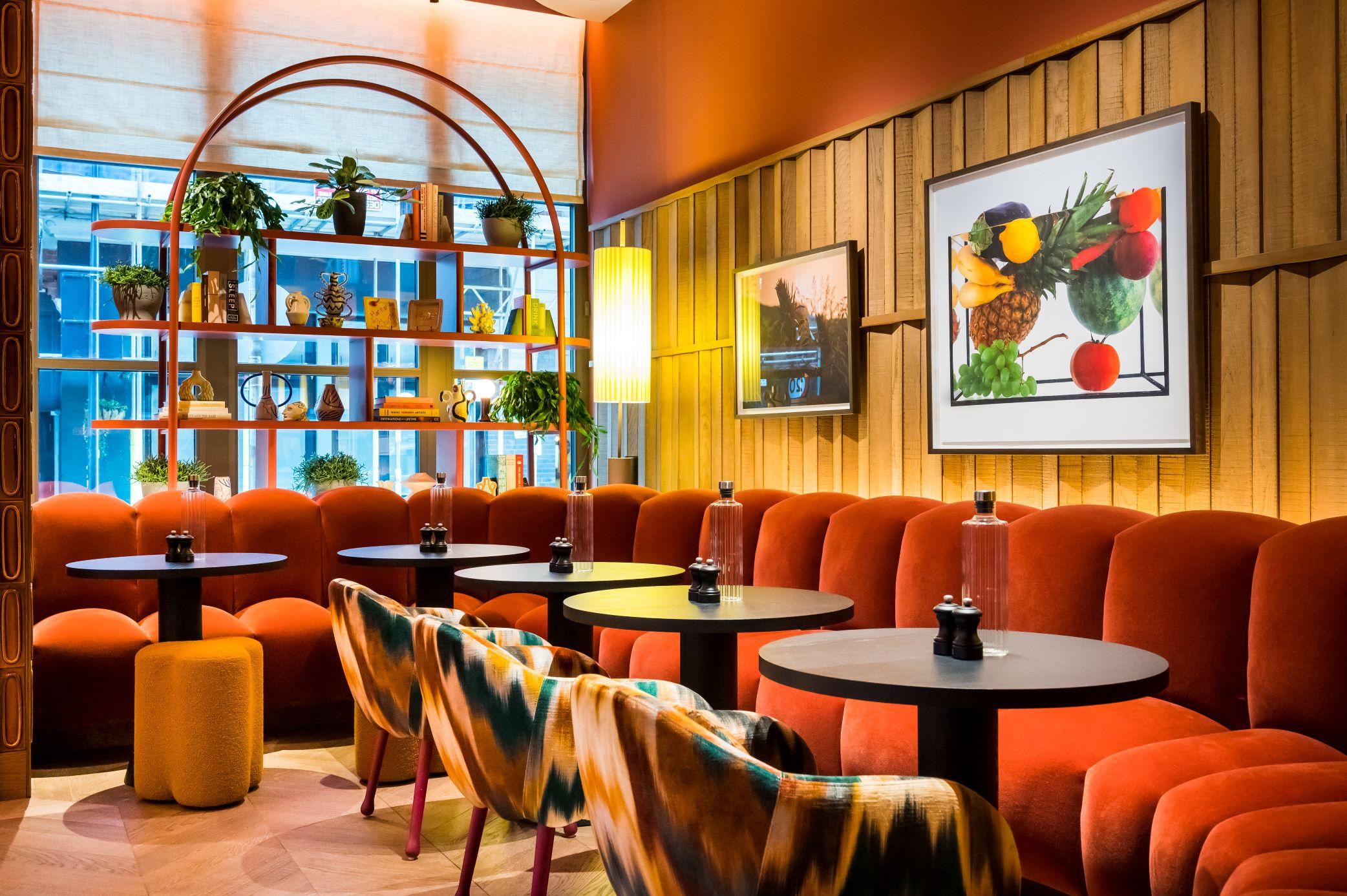 Vista Lobby Wilde Aparthotels London Liverpool St.