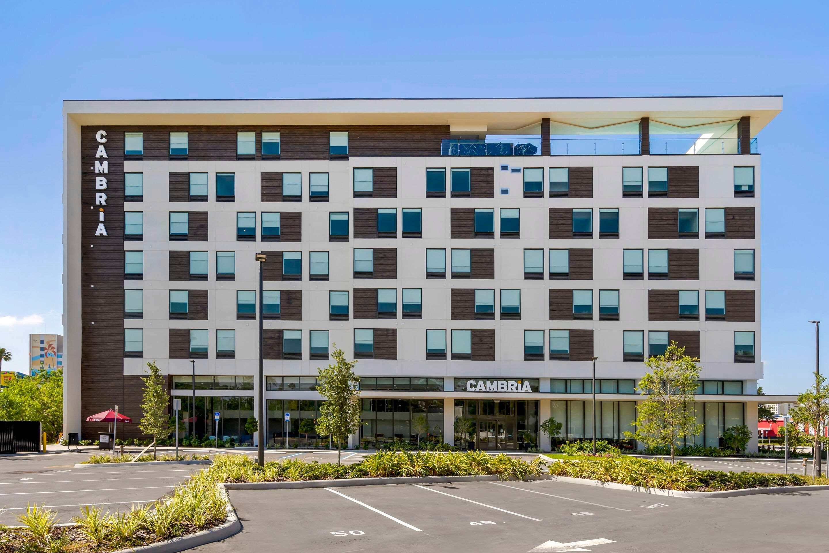 Vista Exterior Cambria Hotel Orlando Universal Blvd