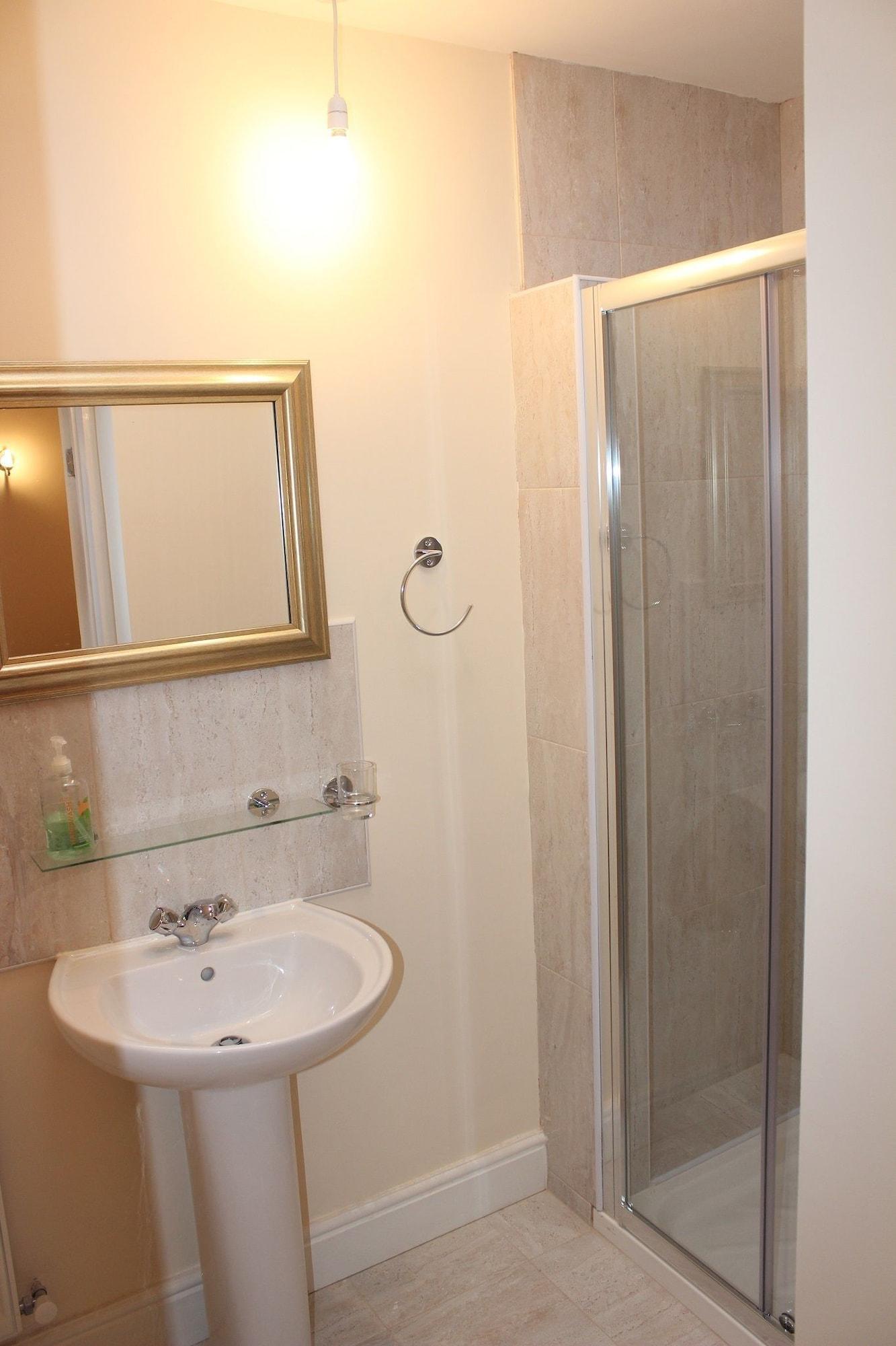 Instalaciones Recreativas Avenue Inn