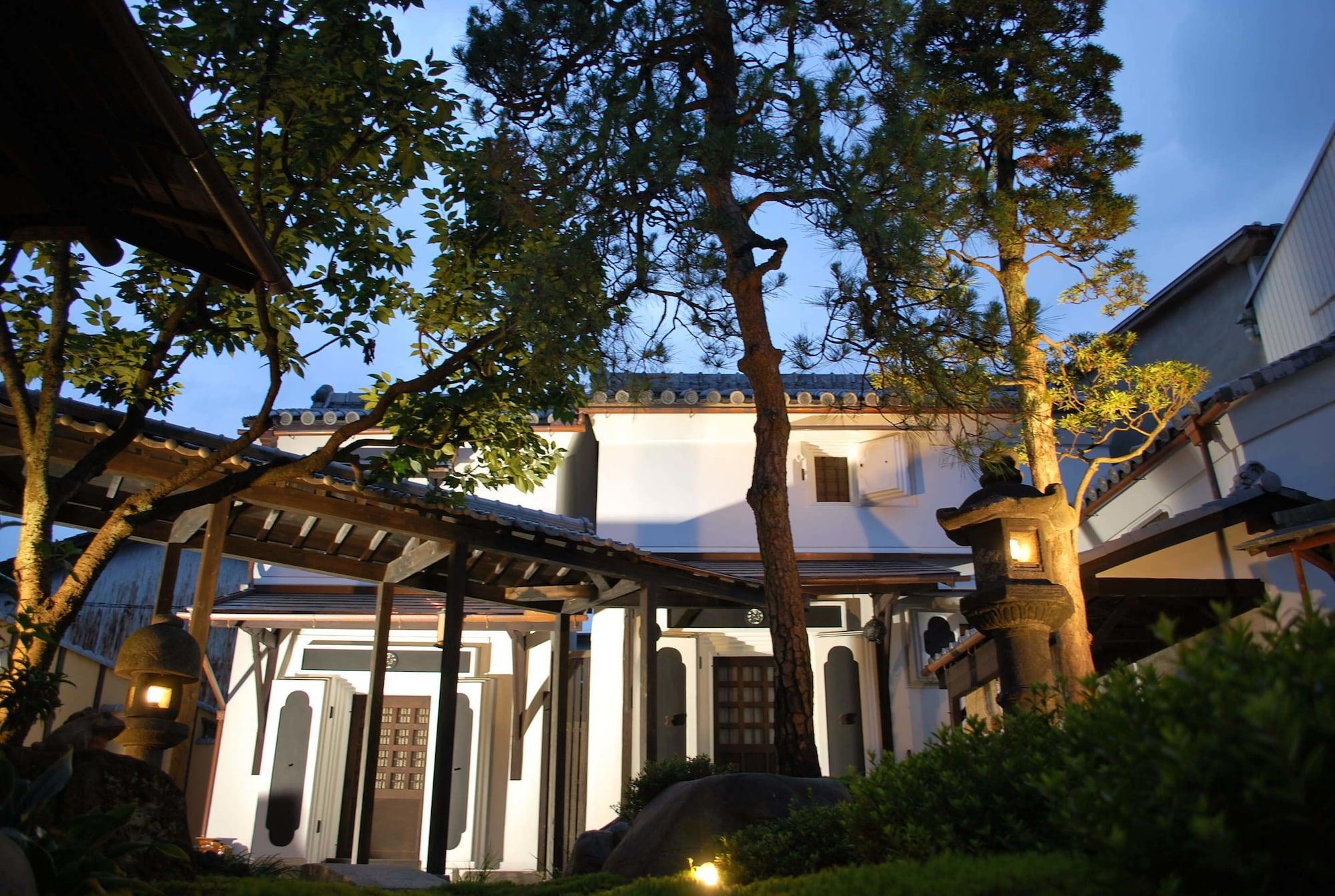 Vista Exterior ShikiShiki Shinra