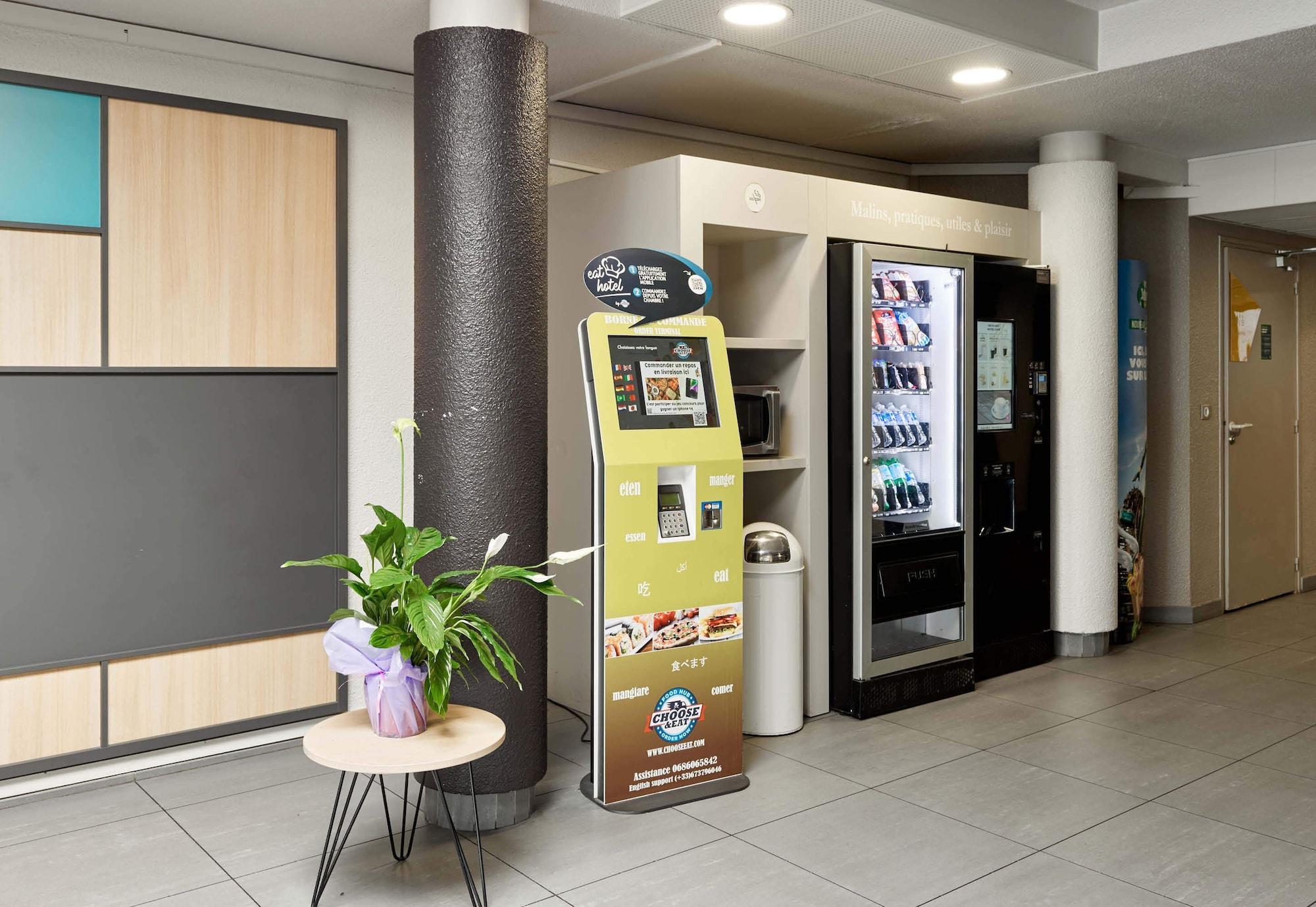 Vista Lobby B&B HOTEL Paris Nord Villepinte