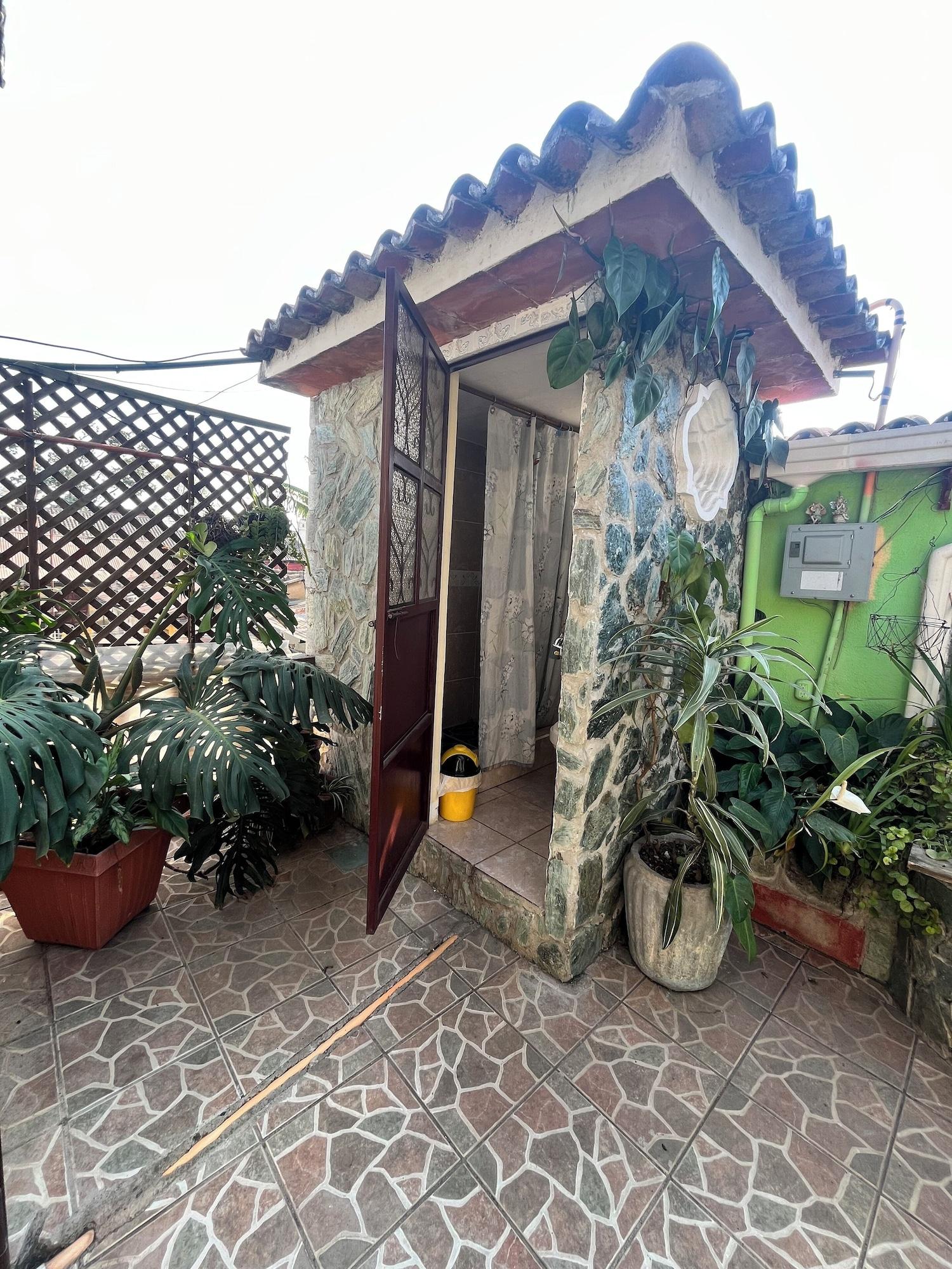 Equipamiento de Habitación Jireh Antigua